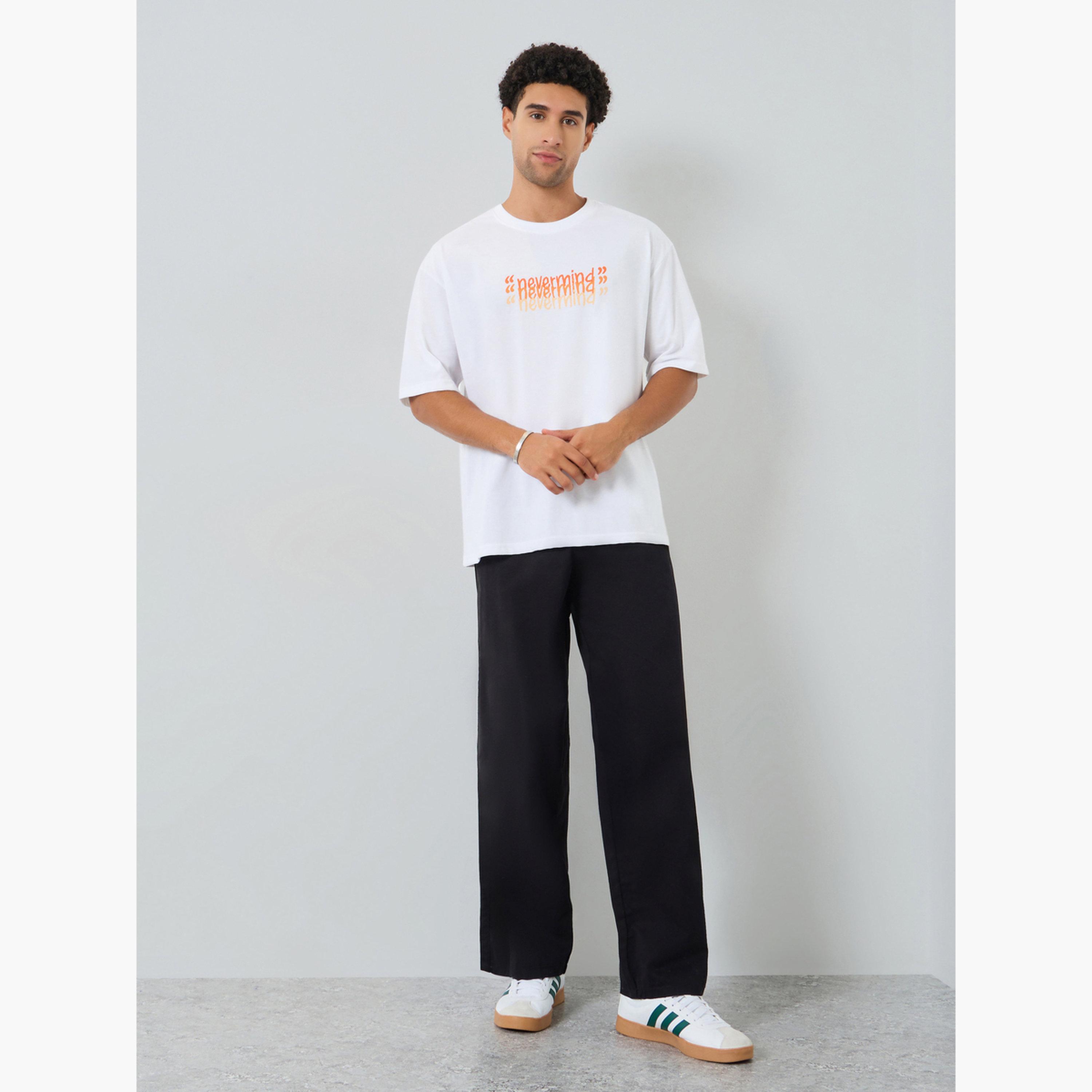 تيشيرت بطبعة جرافيك وقصة واسعة للرجال-men-clothing-tshirtsandpolos-tshirts-image-2