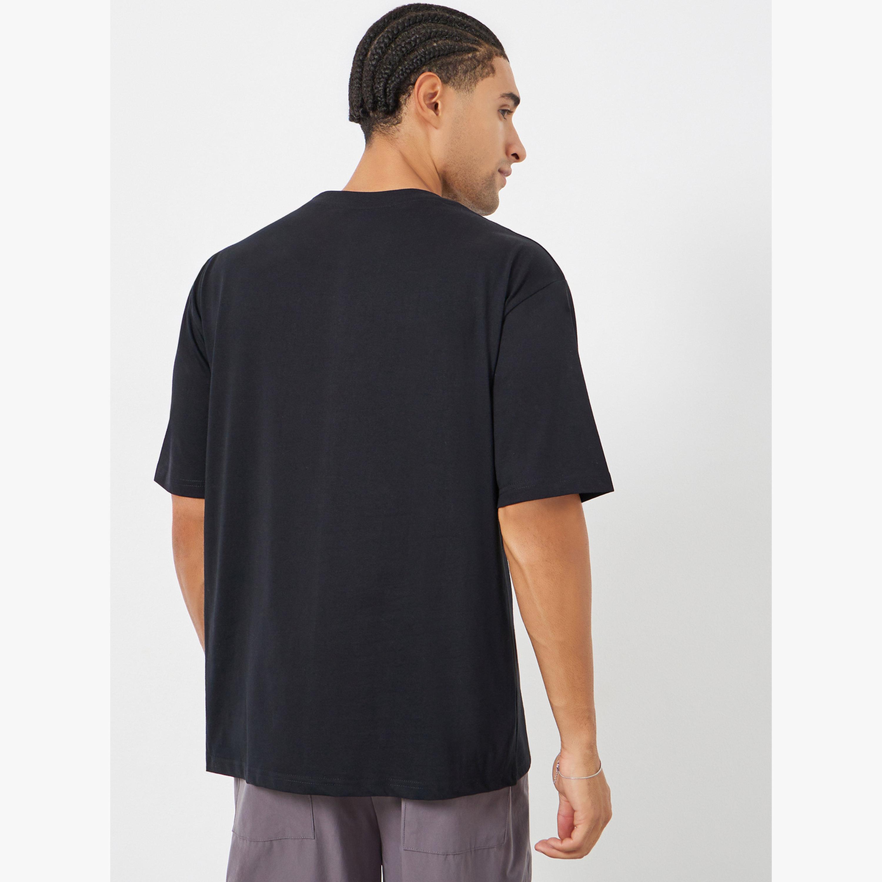 Styli Black Graphic Print Oversized Crew Neck T-Shirt-men-clothing-tshirtsandpolos-tshirts-image-5