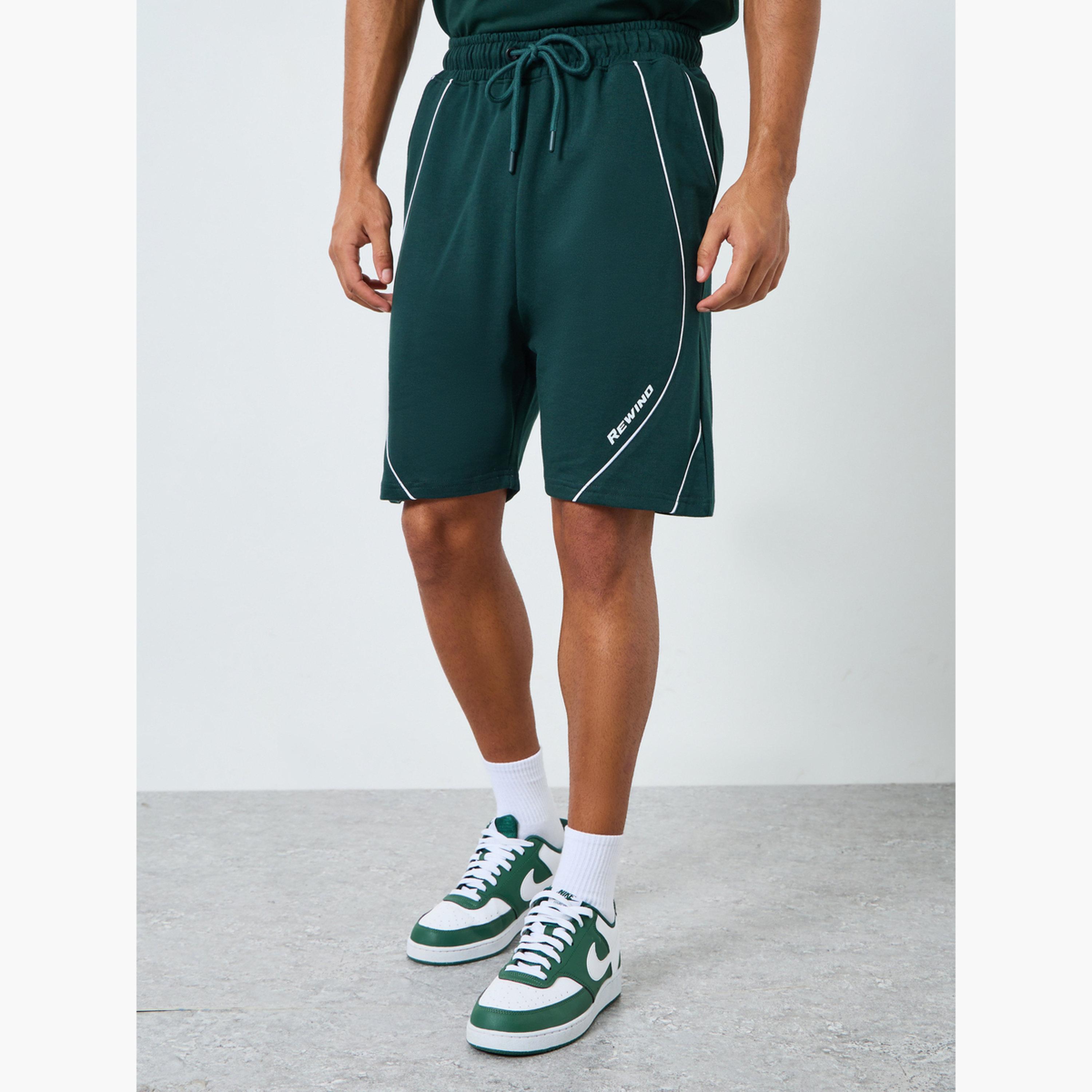 شورت تيري بتفاصيل تحديد-men-clothing-bottoms-shorts-image-1
