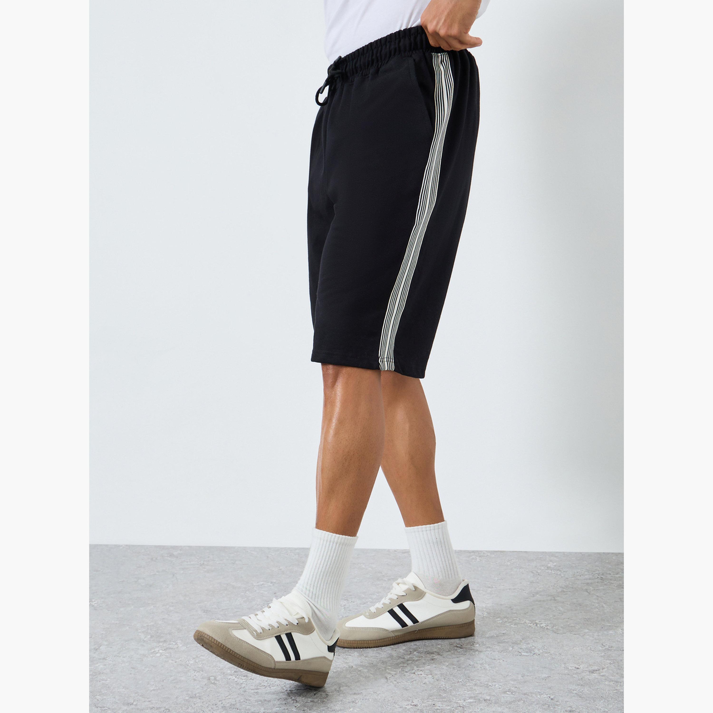 طقم قميص بأزرار وبنطلون-men-clothing-bottoms-shorts-image-2