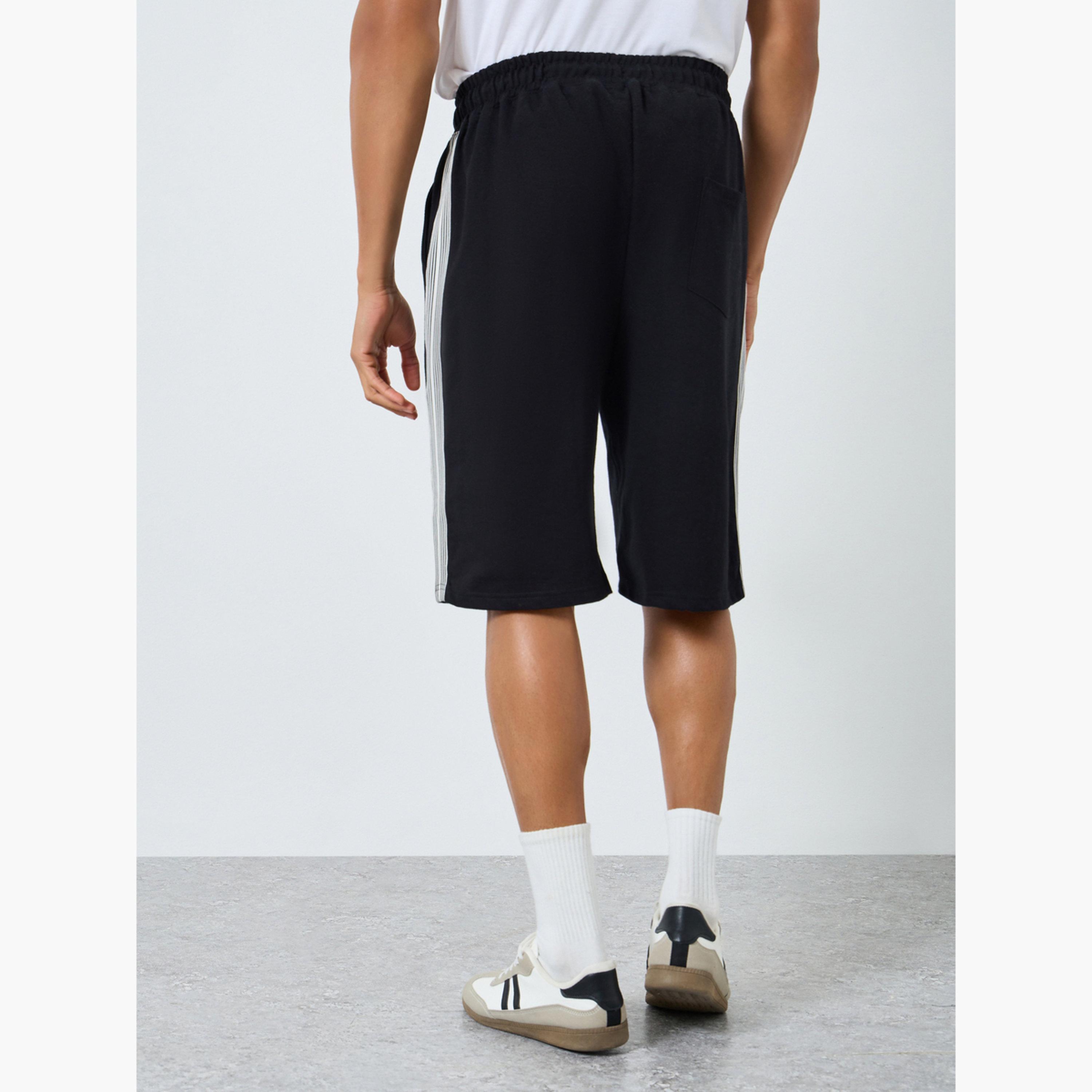طقم قميص بأزرار وبنطلون-men-clothing-bottoms-shorts-image-4