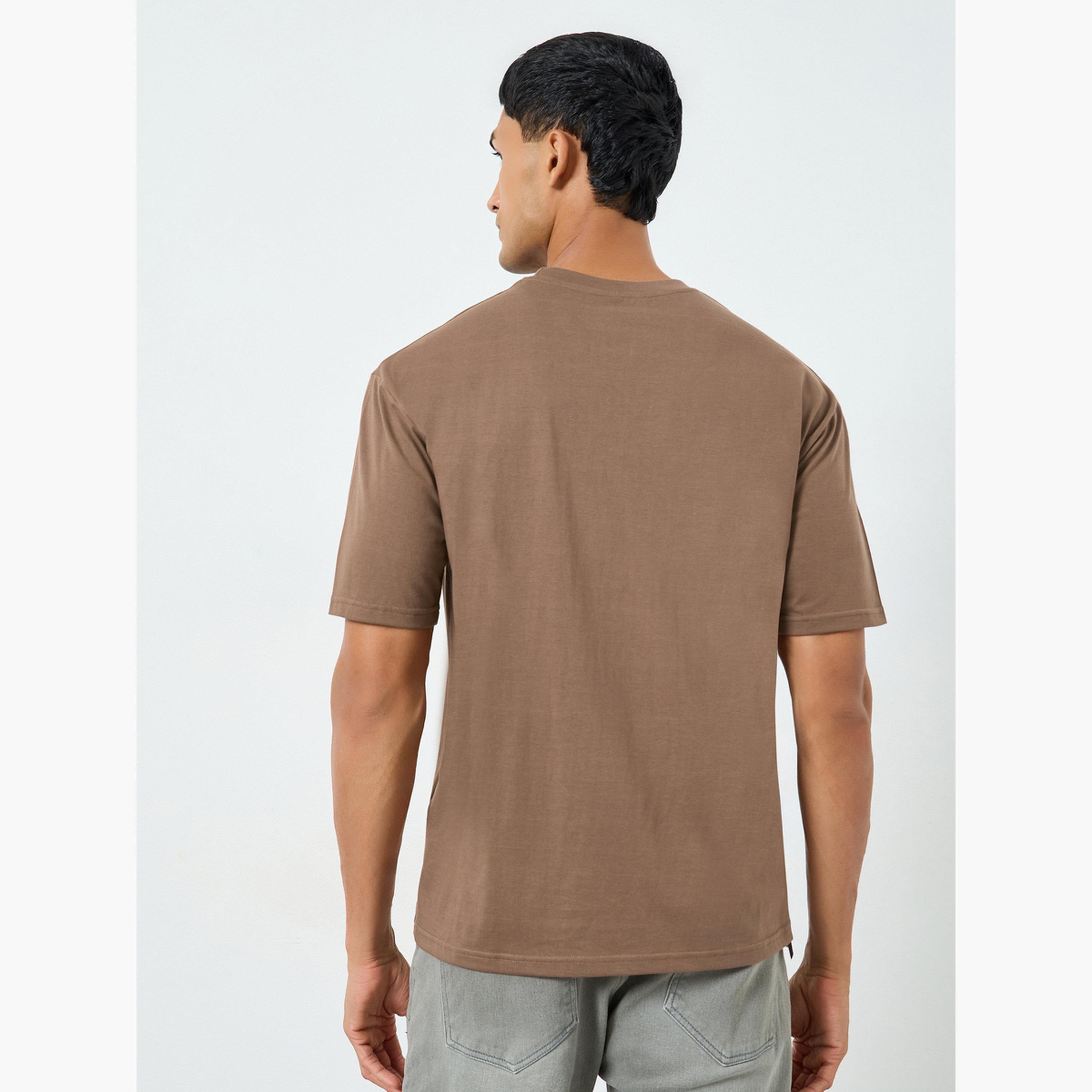 Styli Men Brown Slogan Print Oversized T-Shirt-men-clothing-tshirtsandpolos-tshirts-image-4