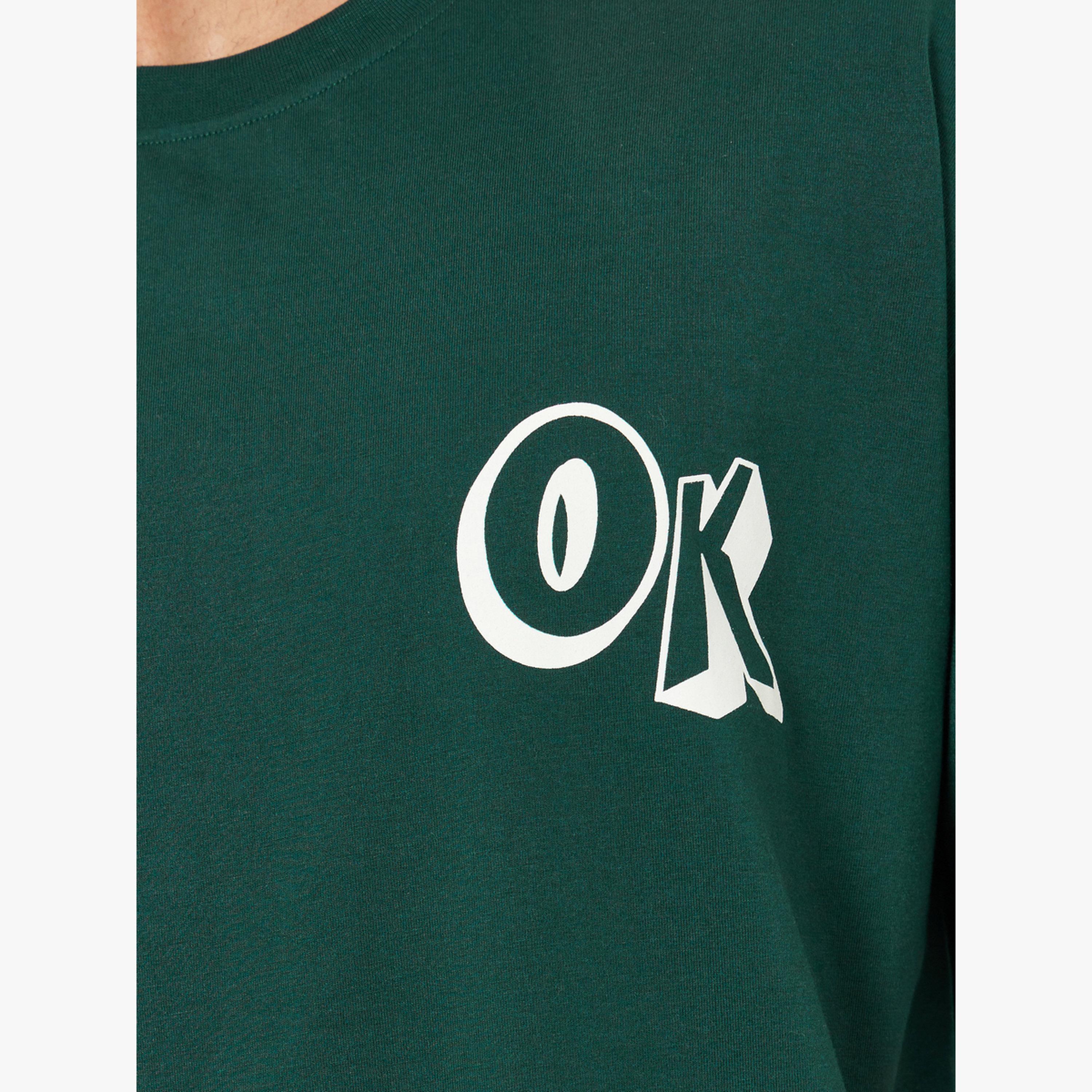 تيشيرت بقصة واسعة وطبعة جرافيك-men-clothing-tshirtsandpolos-tshirts-image-4