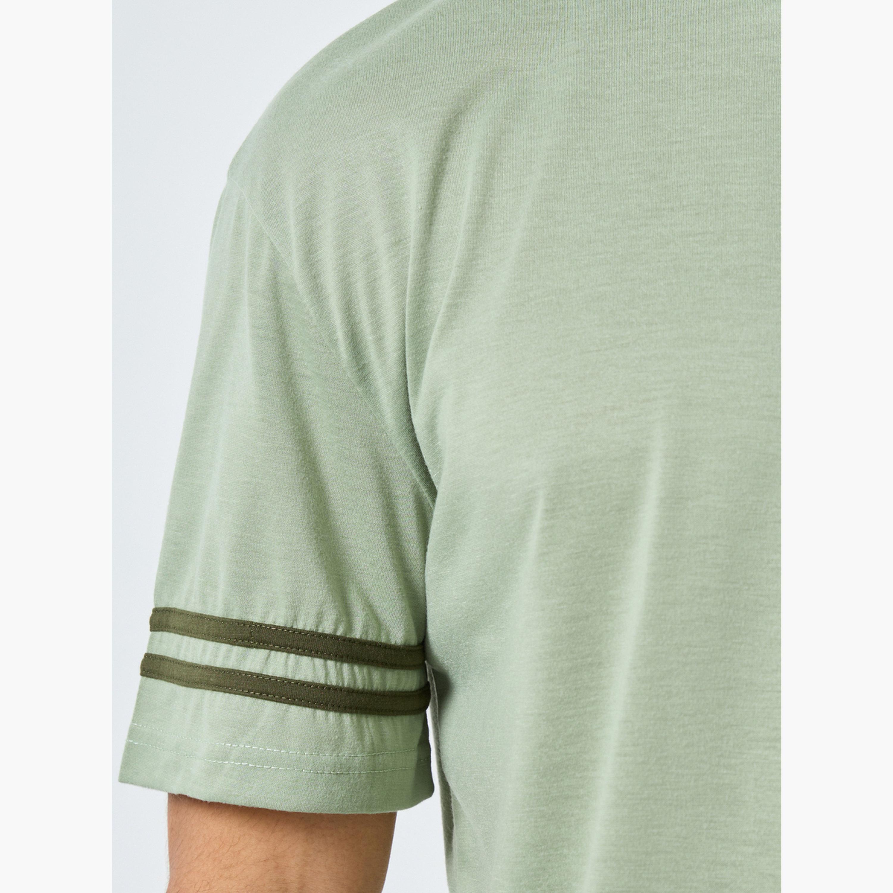 Styli Men Relaxed Fit Striped T-Shirt and Shorts Pyjama Set-men-clothing-nightwear-pyjamaandshorts-image-5