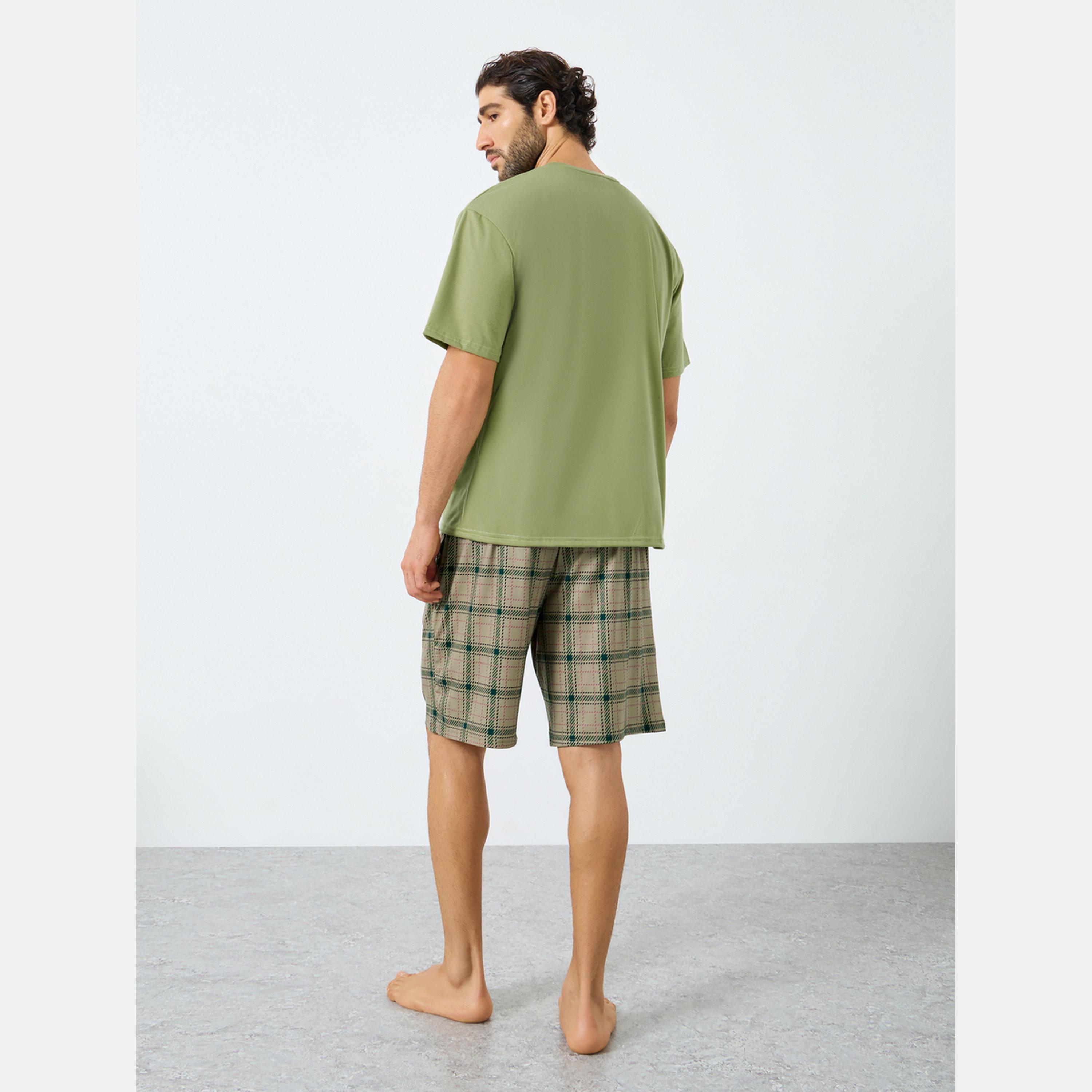 Styli Men Relaxed Fit Pocket T-Shirt and Checked Shorts Set-men-clothing-nightwear-sets-image-4
