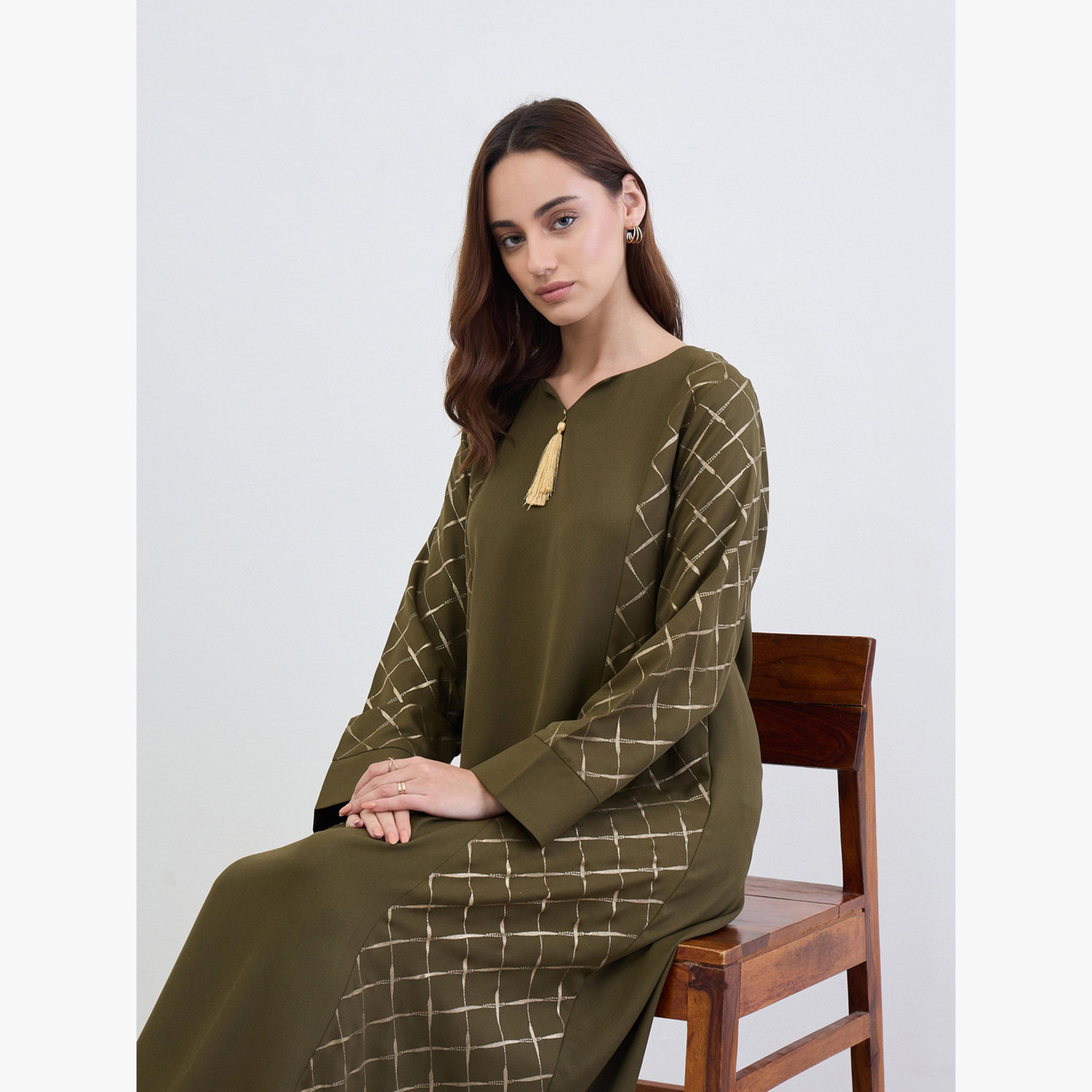 Amirah X Styli Green A-Line Jalabiya with Gold Lattice Print-women-arabicclothing-jalabiyas-image-3