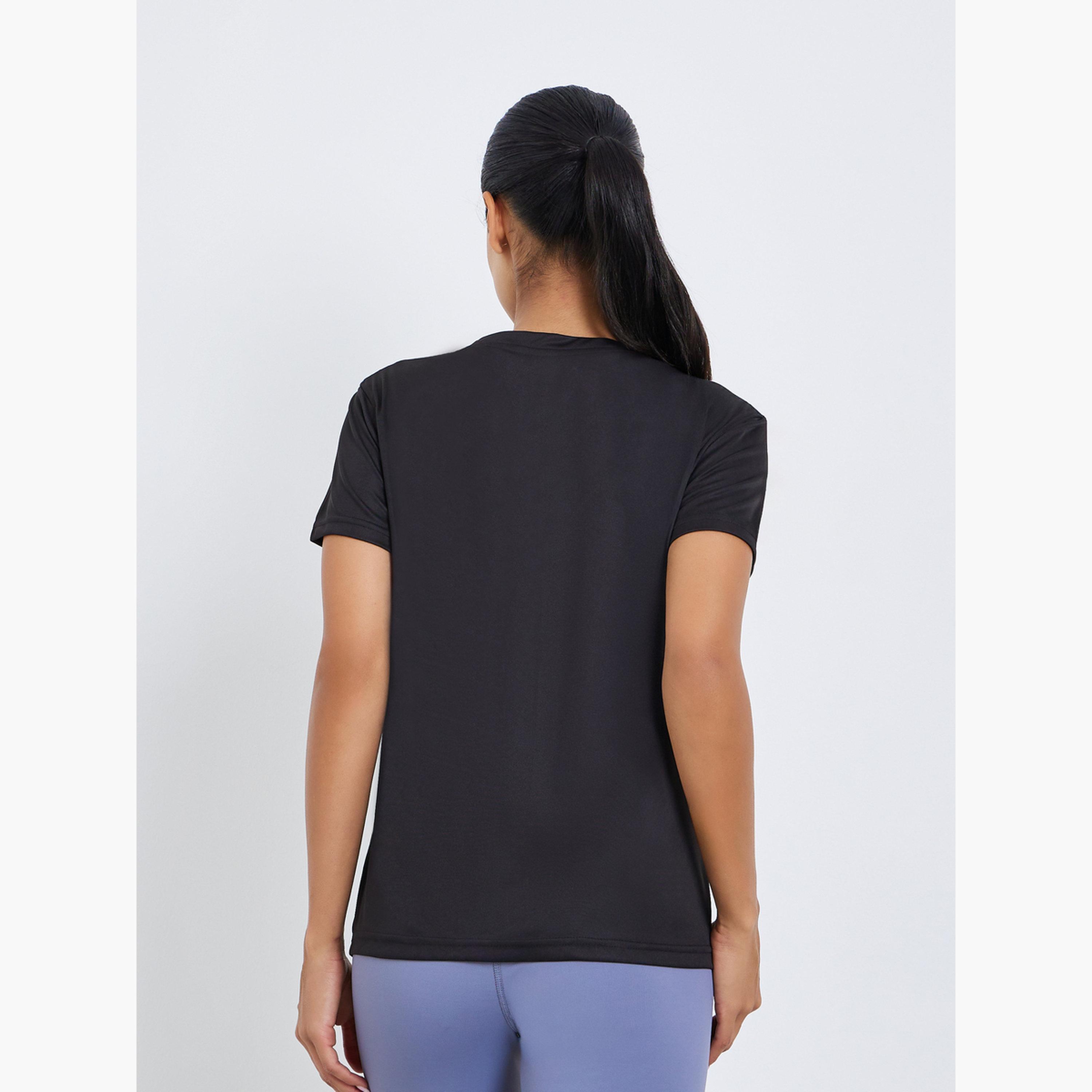 طقم قميص بأزرار وبنطلون-women-clothing-sportswearandactivewear-tshirtsandvests-image-5