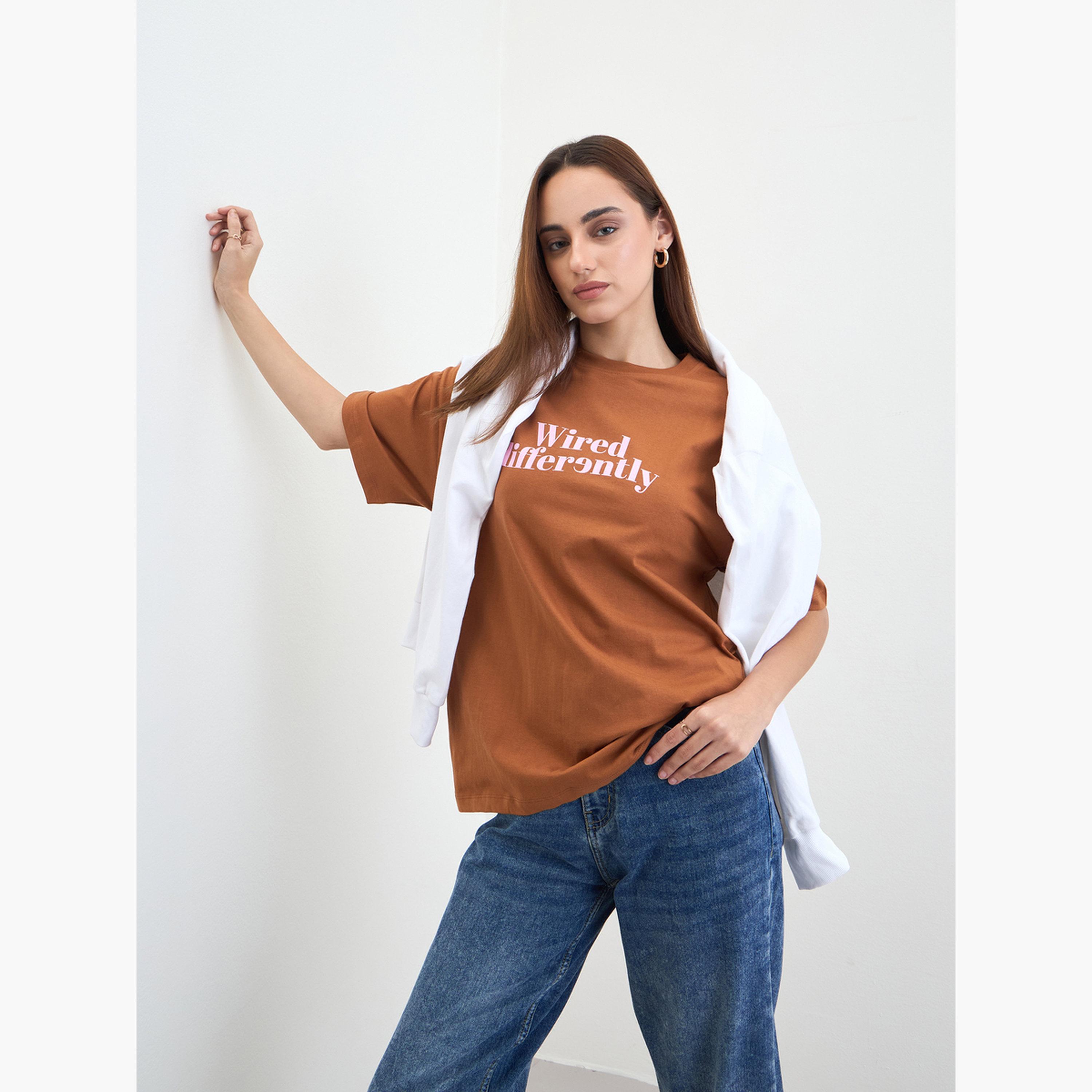 Styli Brown Slogan Print Oversized T-Shirt-women-clothing-tshirts-image-3