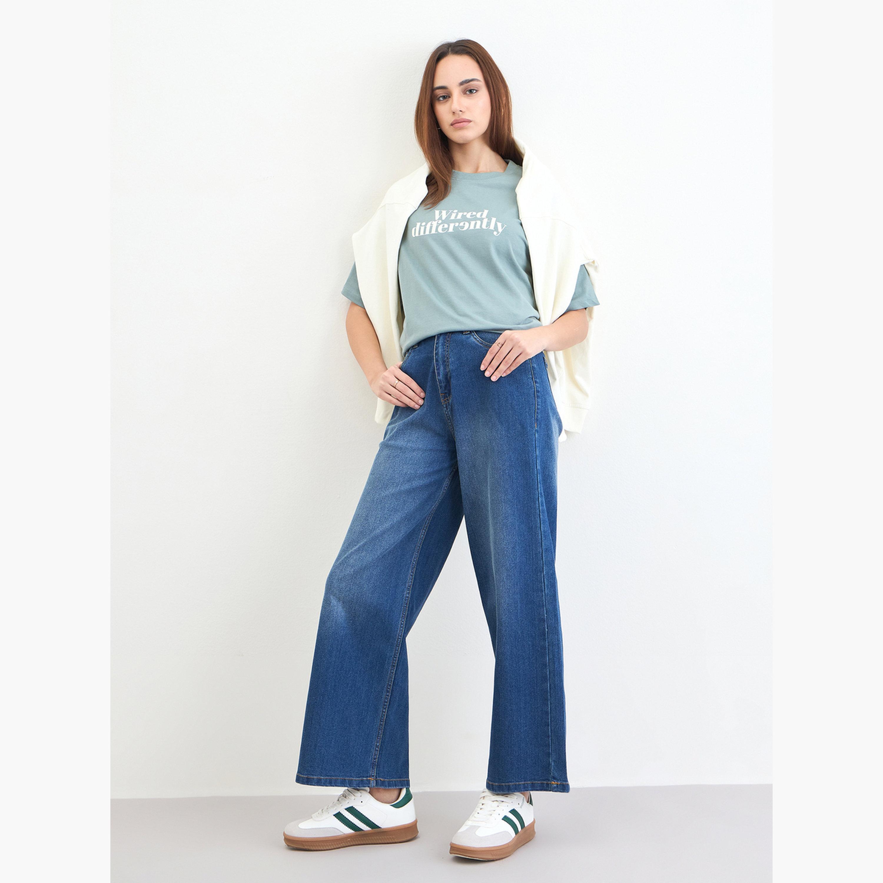 ستايلي - تي شيرت مقاس واسع بطبعة شعار لون أخضر-women-clothing-tshirts-image-2