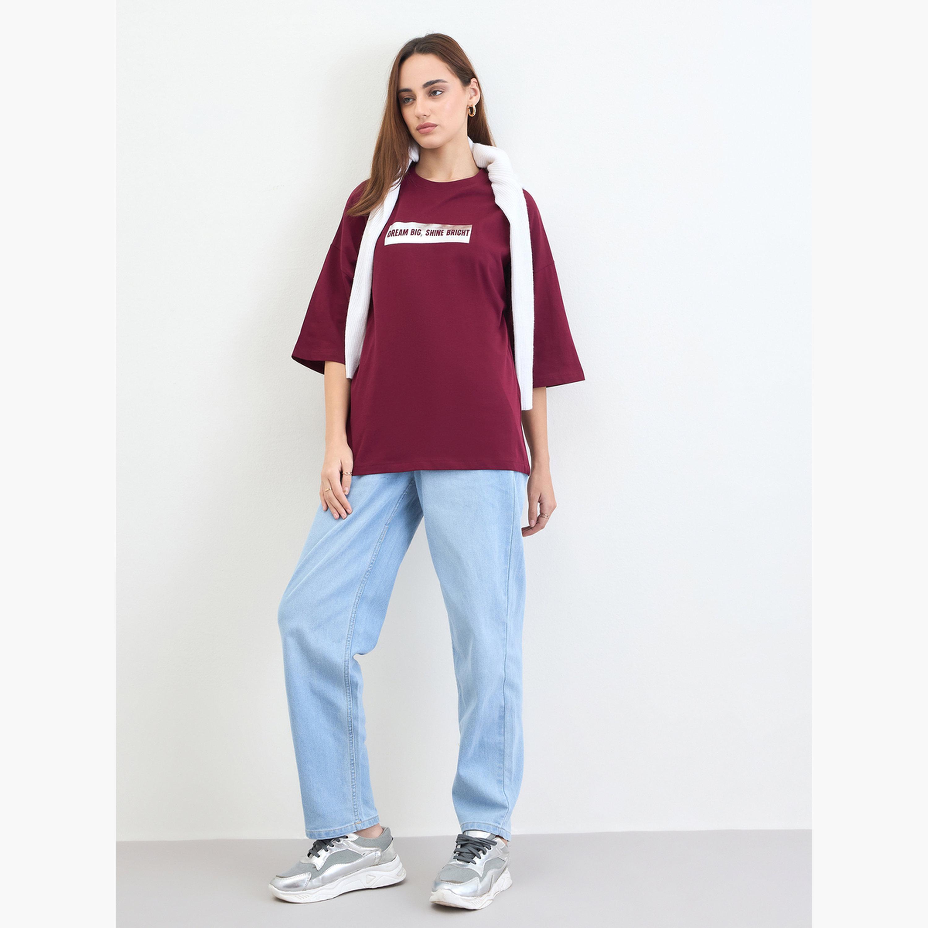 Styli Burgundy Slogan Print Oversized T-Shirt-women-clothing-tshirts-image-2