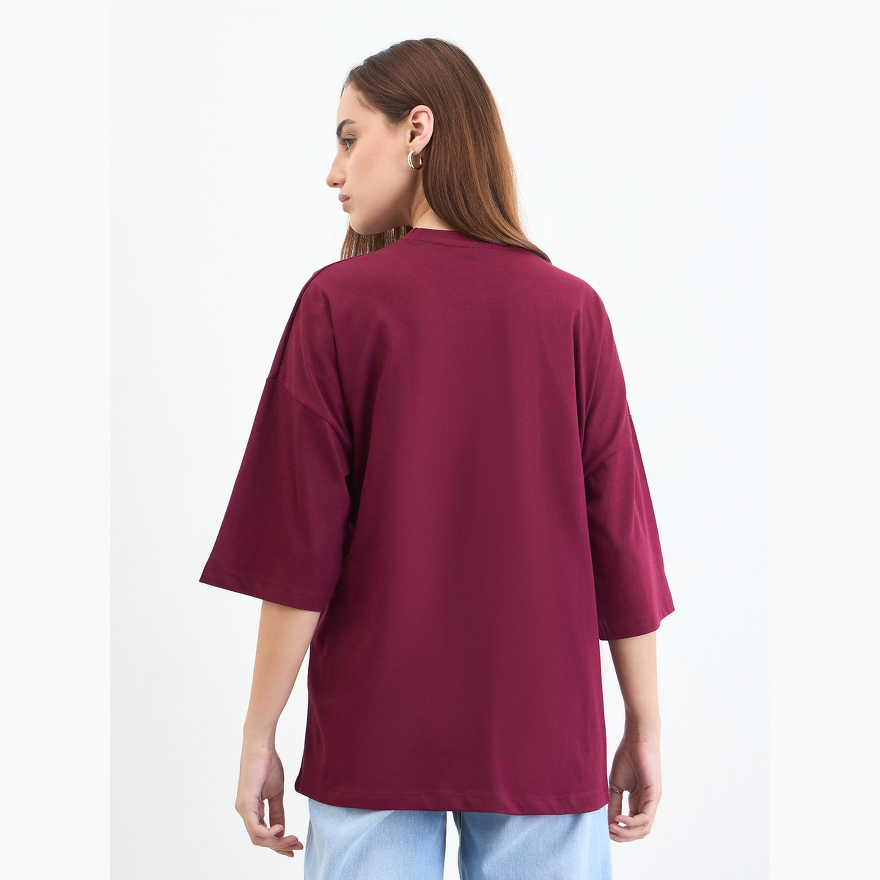Styli Burgundy Slogan Print Oversized T-Shirt-women-clothing-tshirts-image-5