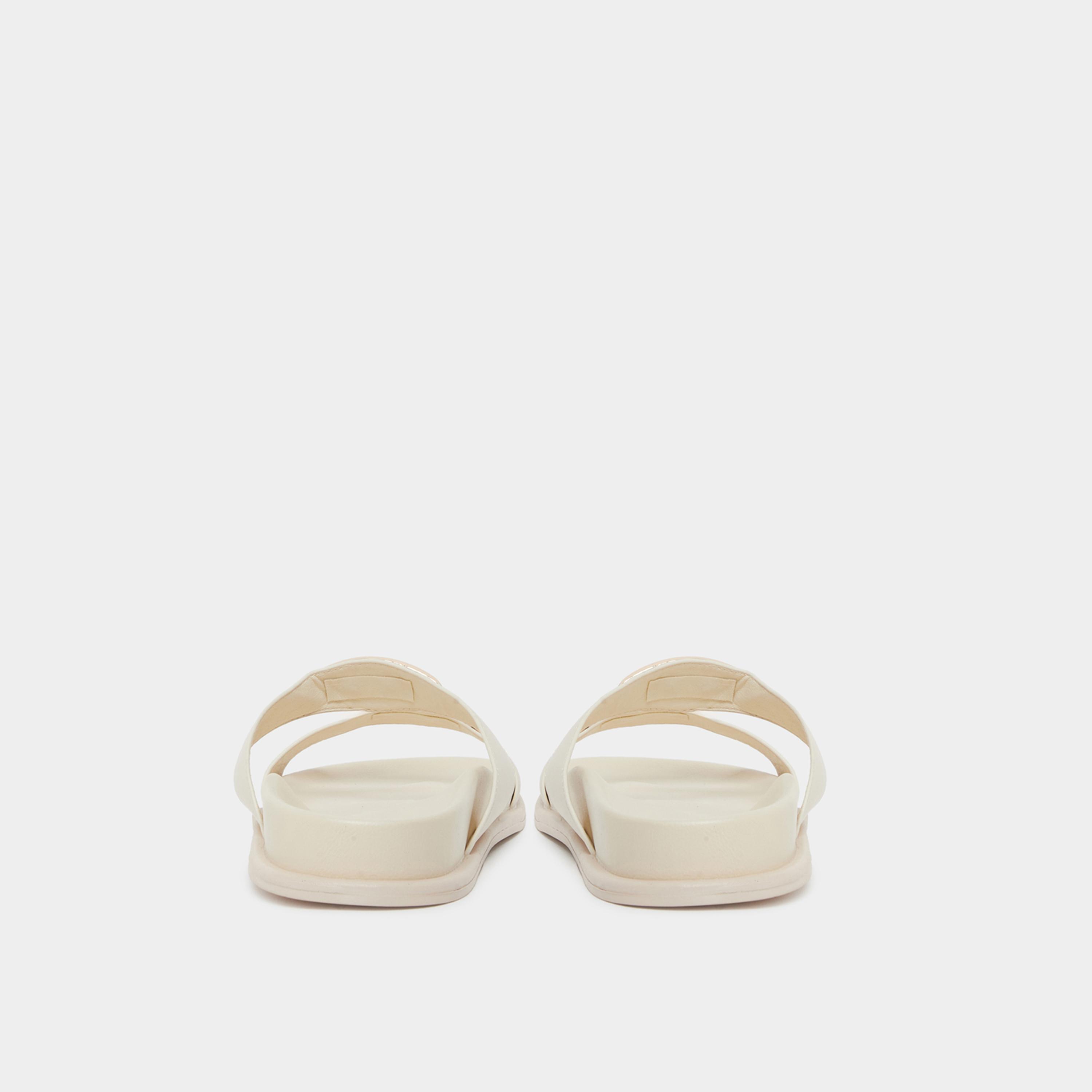 ستايلي - صندل بحزام معدني باللون البيج للنساء-women-shoes-sandals-flats-image-5