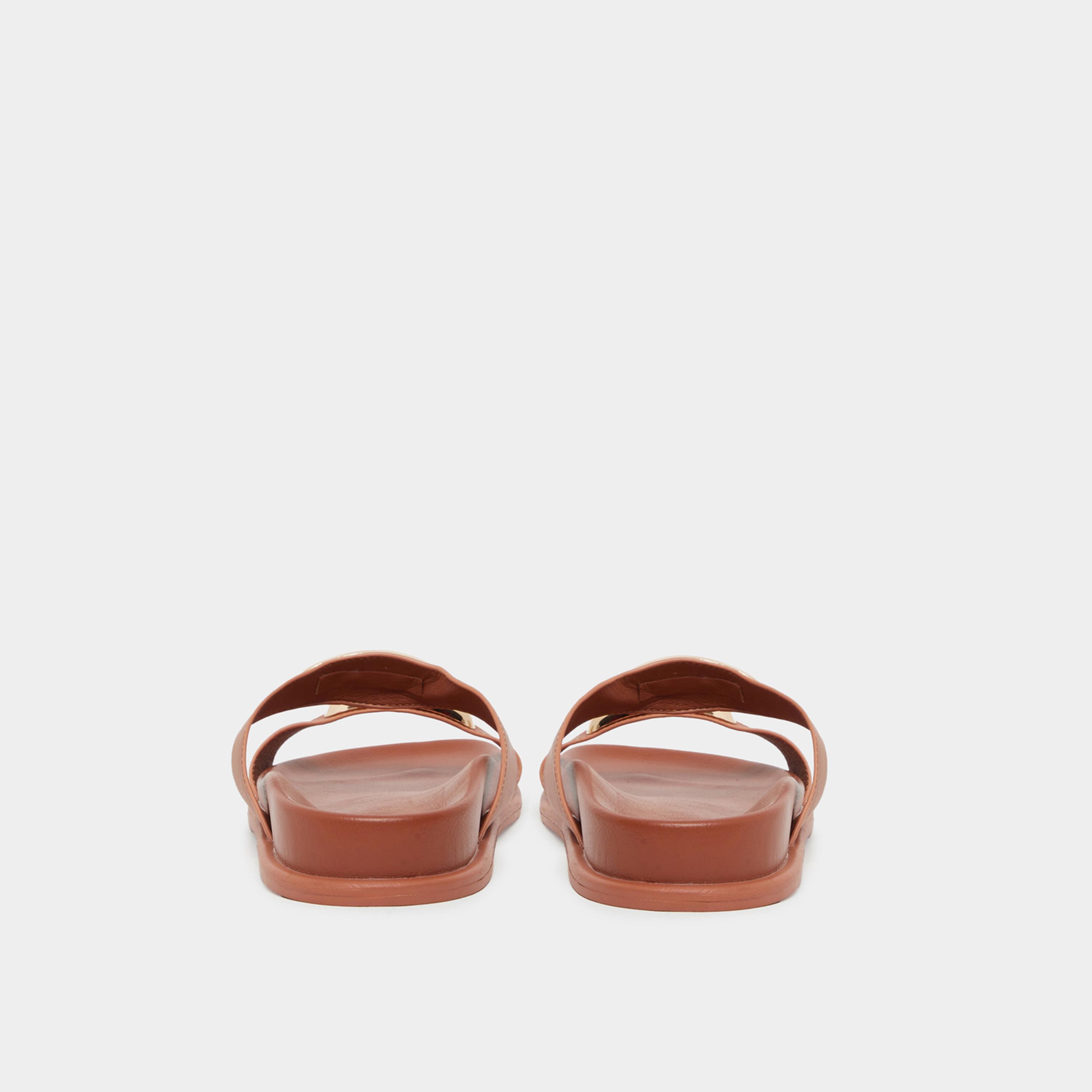 ستايلي - صندل نسائي بني اللون مزين بزخارف معدنية-women-shoes-flats-slides-image-5