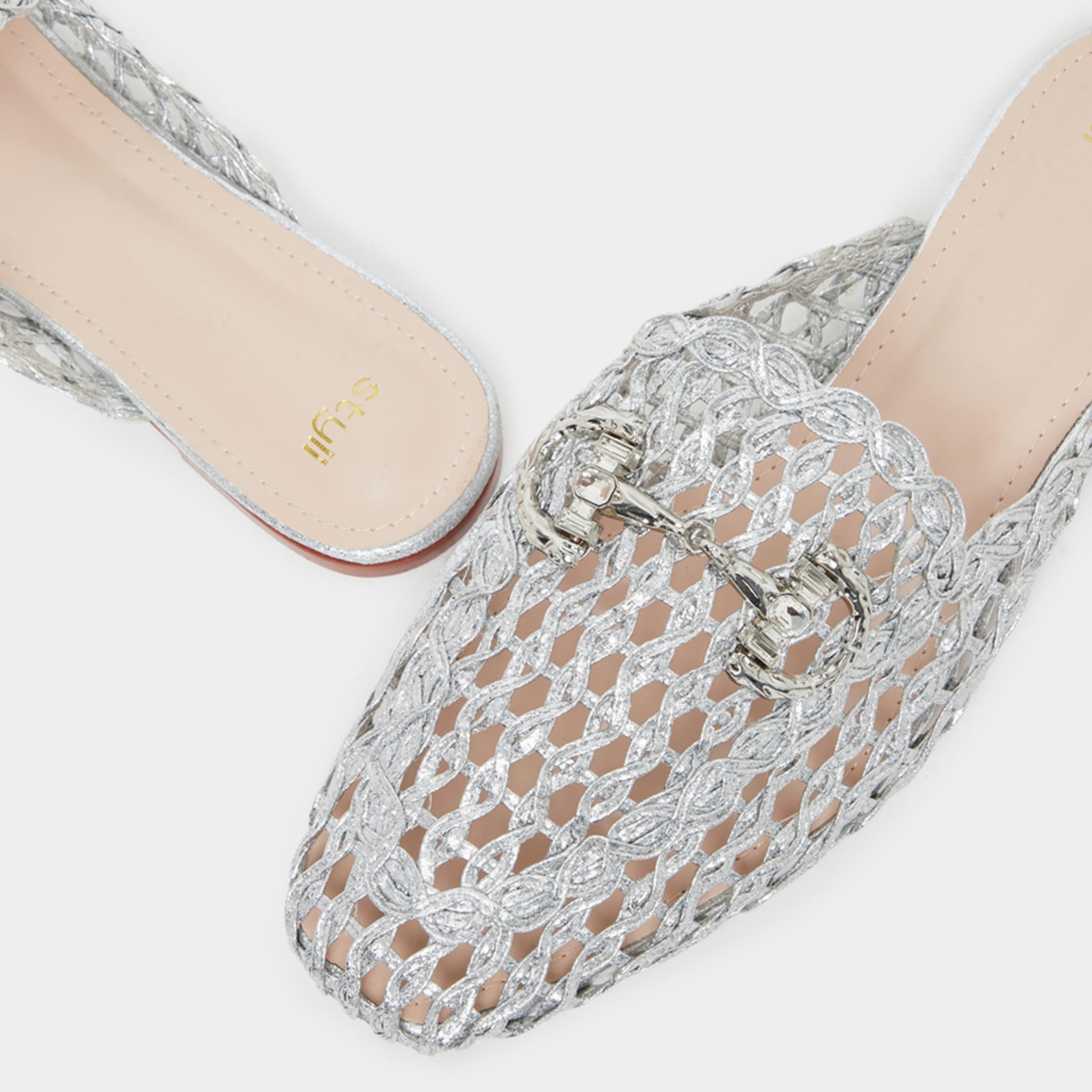 ستايلي - حذاء نسائي من الجلد لون الفضي-women-shoes-flats-mules-image-4