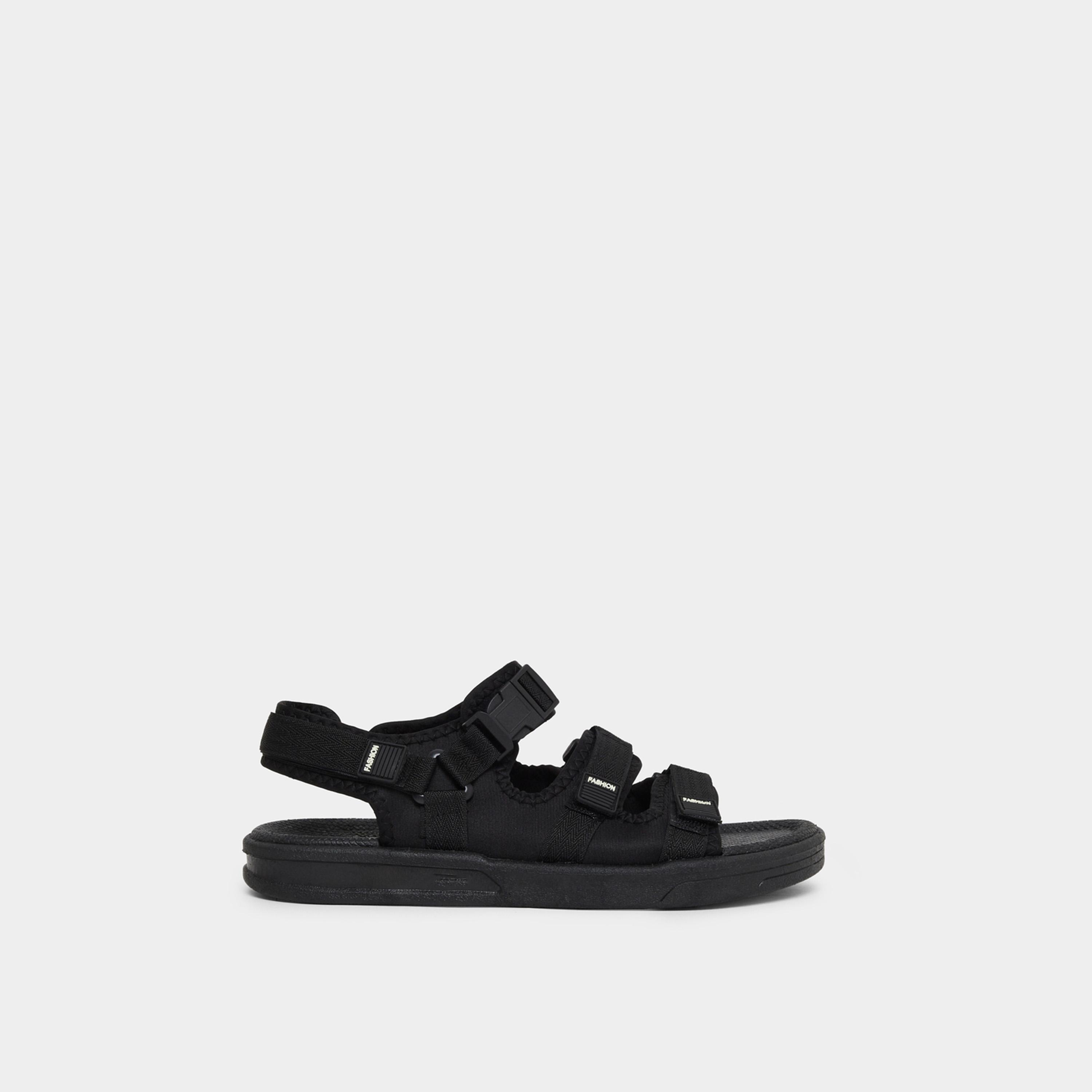 ستايلي - صندل كاجوال رجالي أسود بحزام قابل للتعديل-men-shoes-sandals-image-2