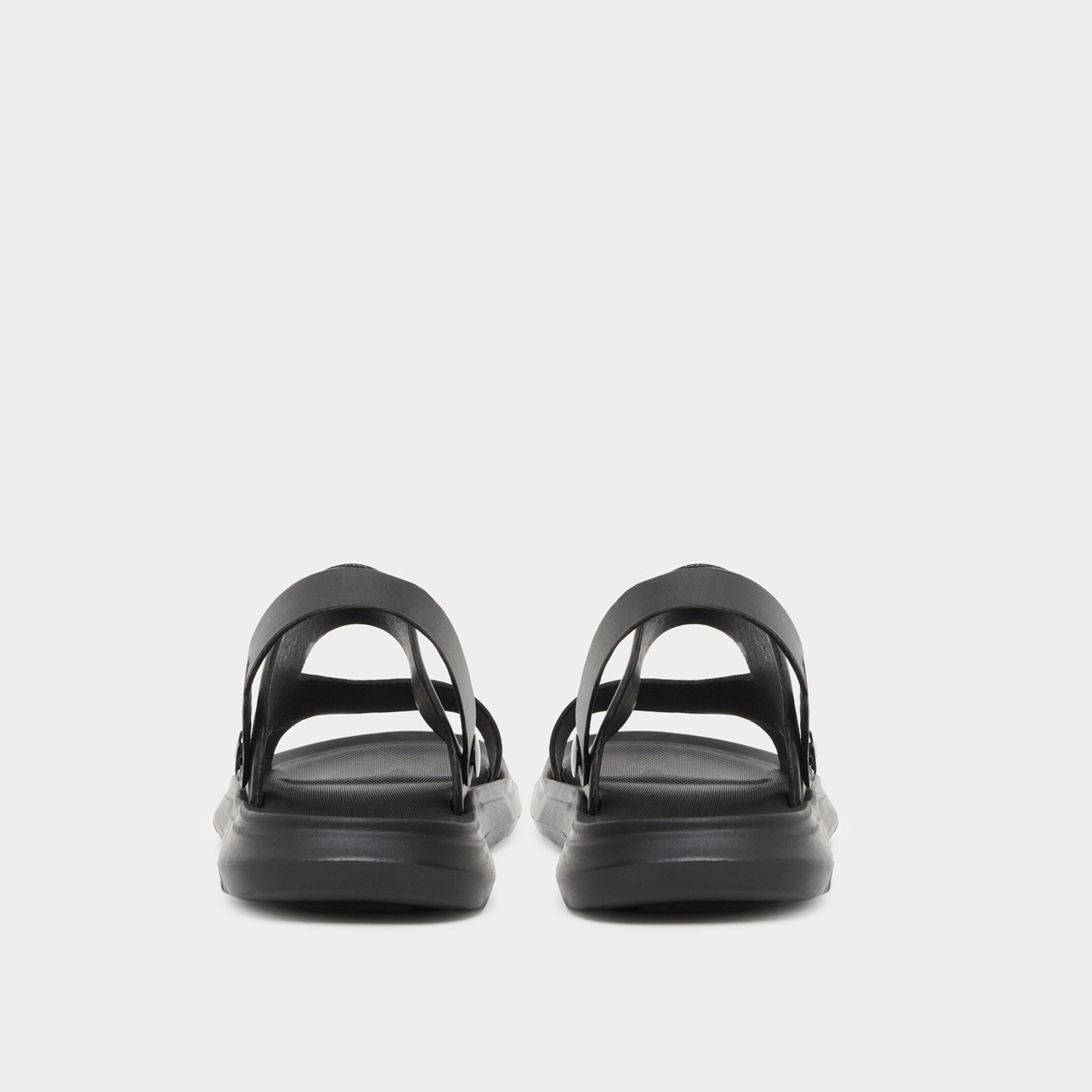 Styli Men Black Easy-Fit Dual Strap Sandals-men-shoes-sandals-image-4