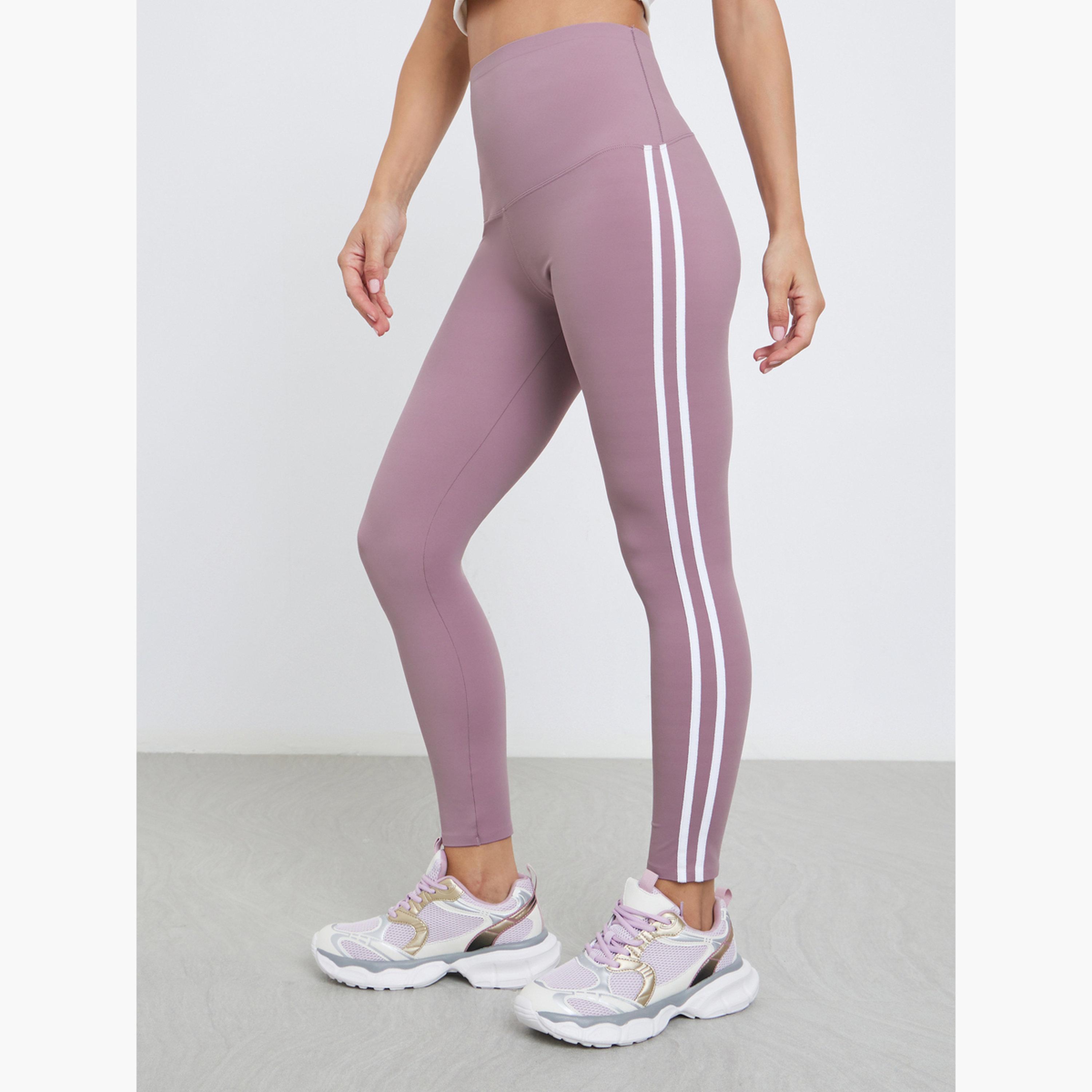 ستايلي - بنطال ضيق بتفاصيل مخططة على الجانبين للنساء-women-clothing-sportswearandactivewear-bottoms-leggings-image-1