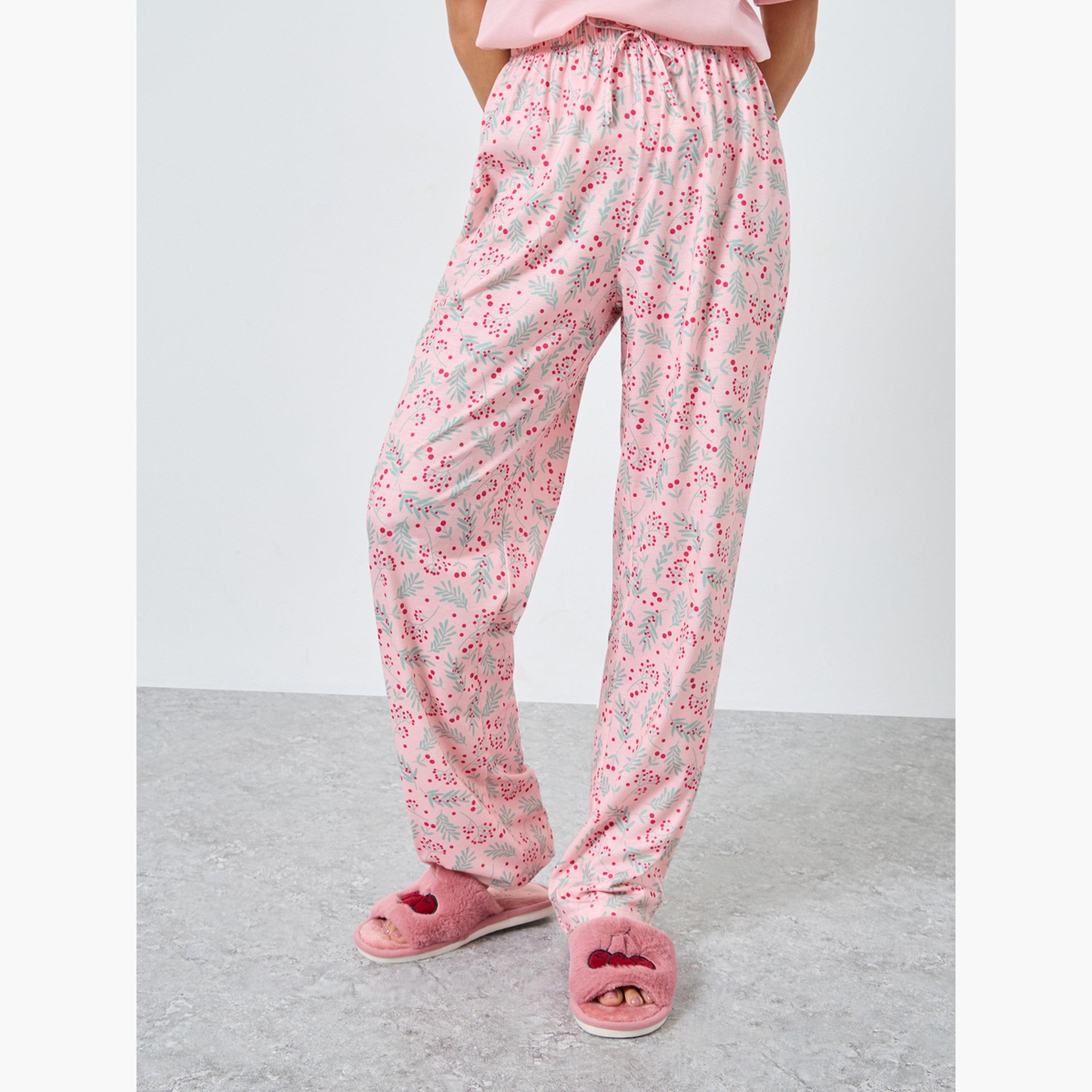 Styli Women Oh What Fun Ruffle Sleeve T-Shirt and Pyjama Set-women-clothing-nightwear-pyjamas-longsets-image-4