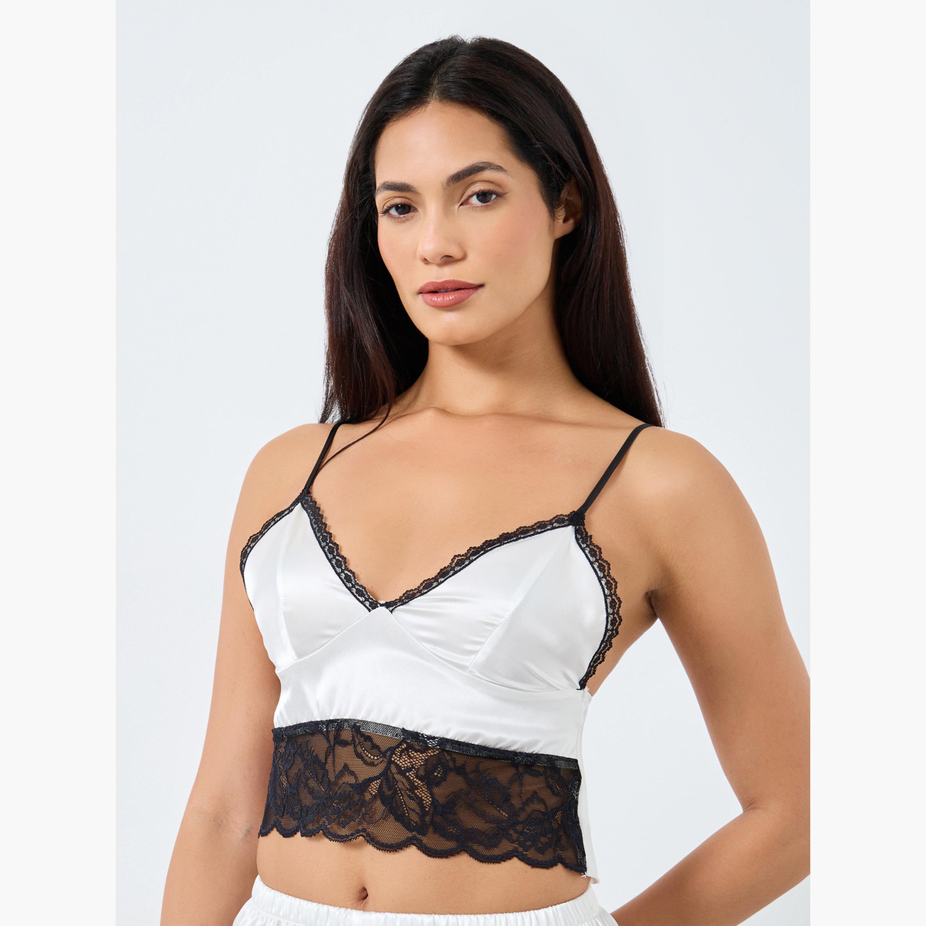 تيك تو - طقم بلوزة قصيرة وحواف دانتيل متباينة اللون وشورت-women-clothing-nightwear-pyjamas-shortsets-image-3