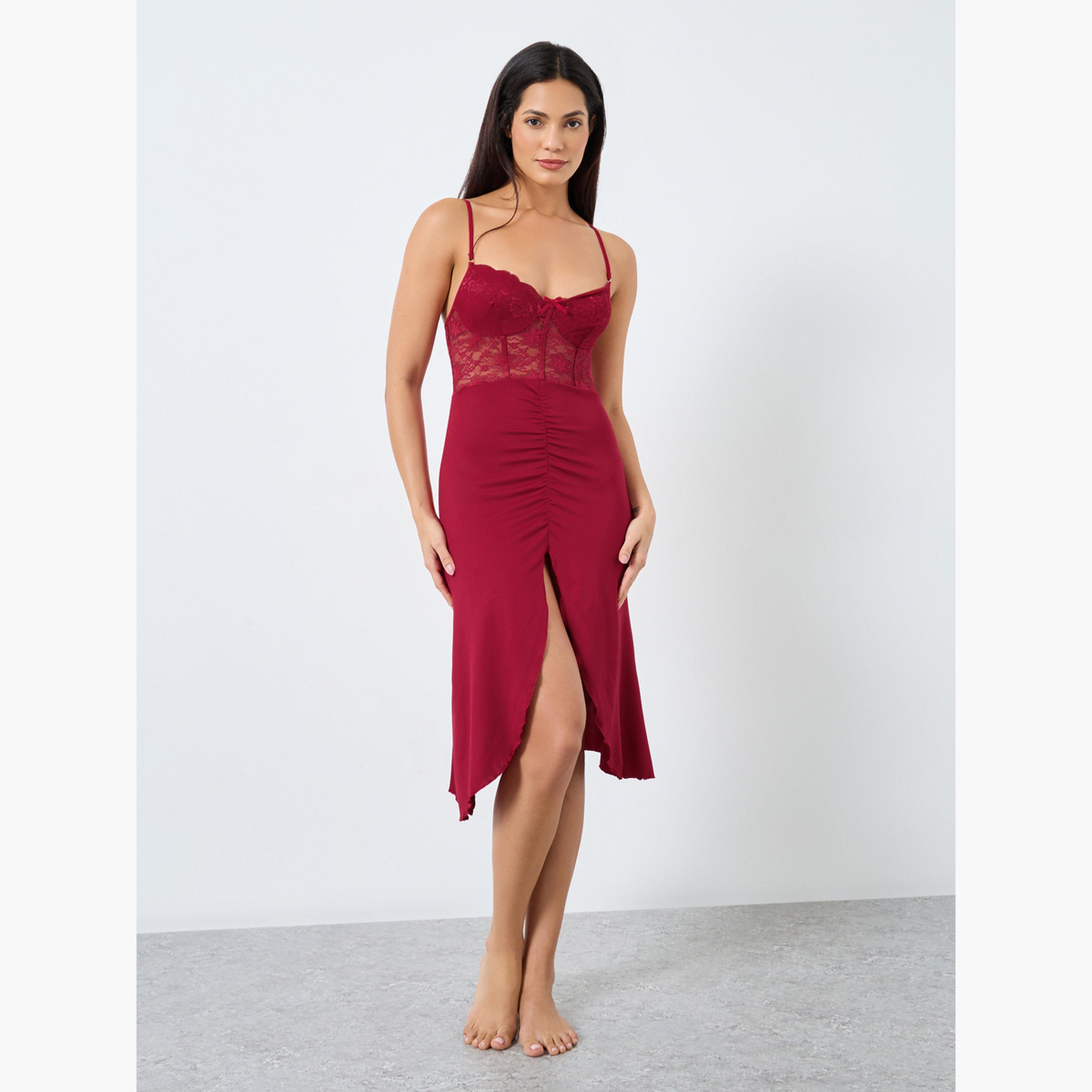 تيك تو - فستان من الدانتيل بفتحة صدر وفتحة جانبية-women-clothing-lingerie-babydollsandbodysuits-image-2