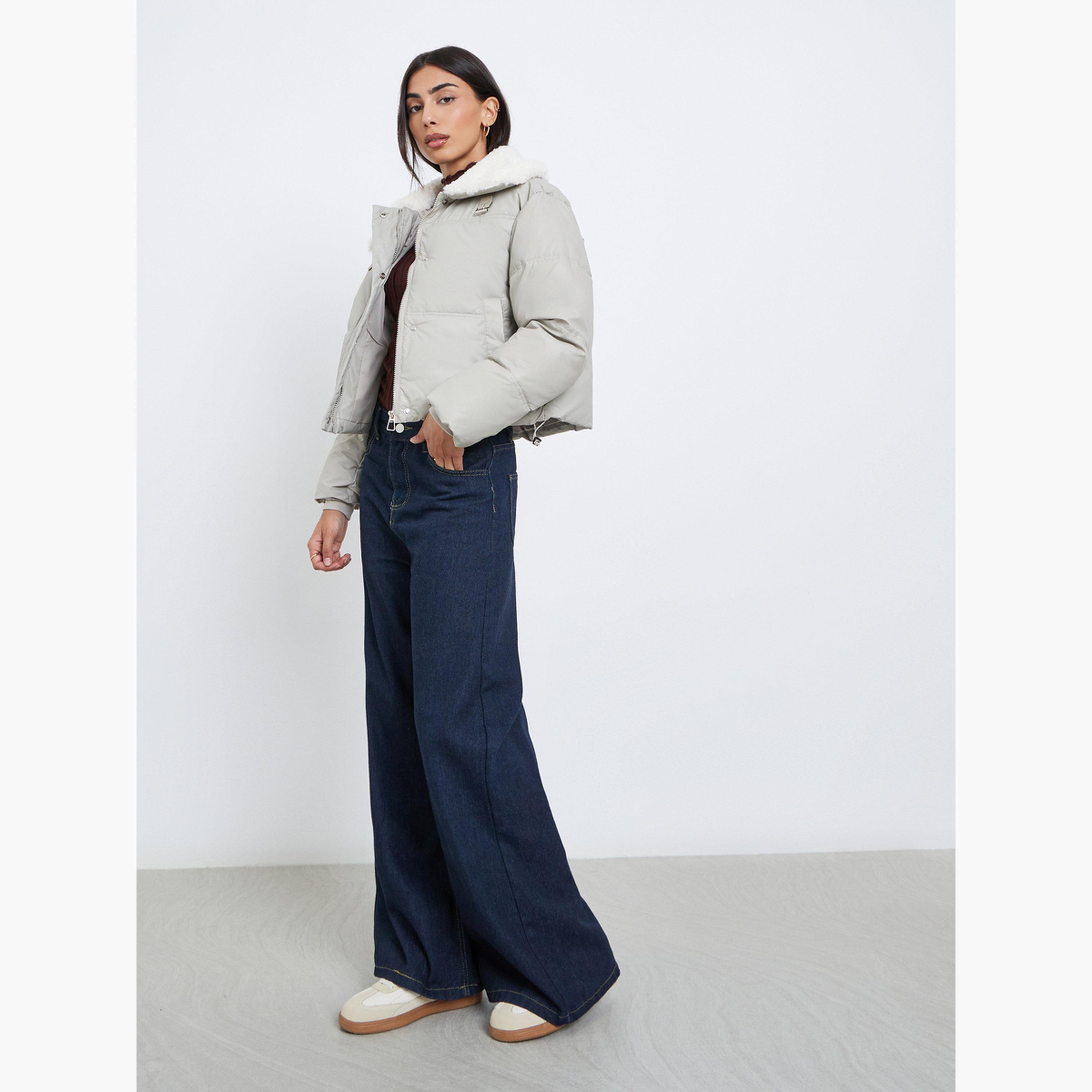 ستايلي - سترة رمادية مبطنة قصيرة مع حواف من الفرو للنساء -women-winterwear-coatsandjackets-jackets-image-2