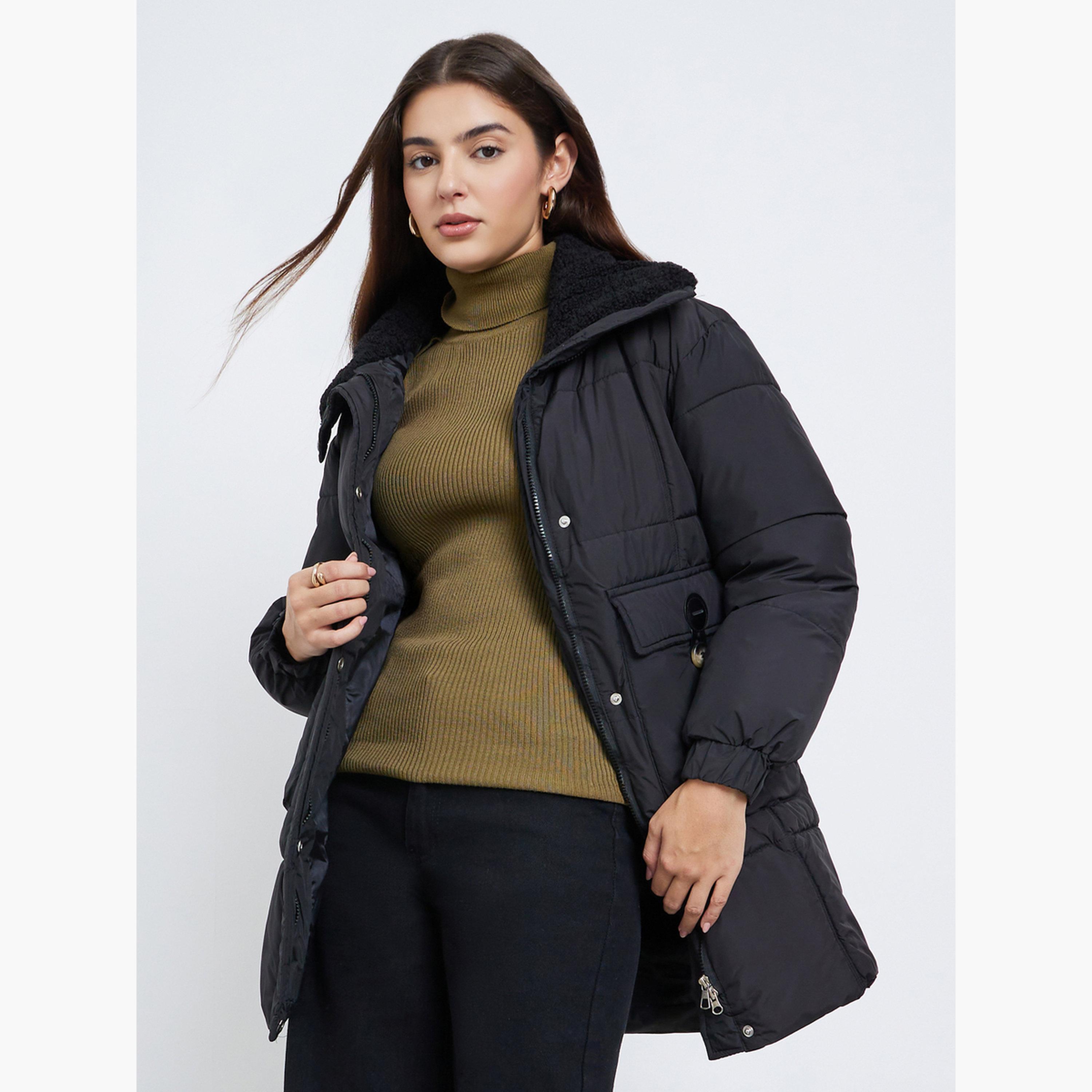 Styli Black Solid Collared Long Sleeves Women's Longline Padded Coat with Faux Fur Lining-women-clothing-coatsandjackets-coats-image-3