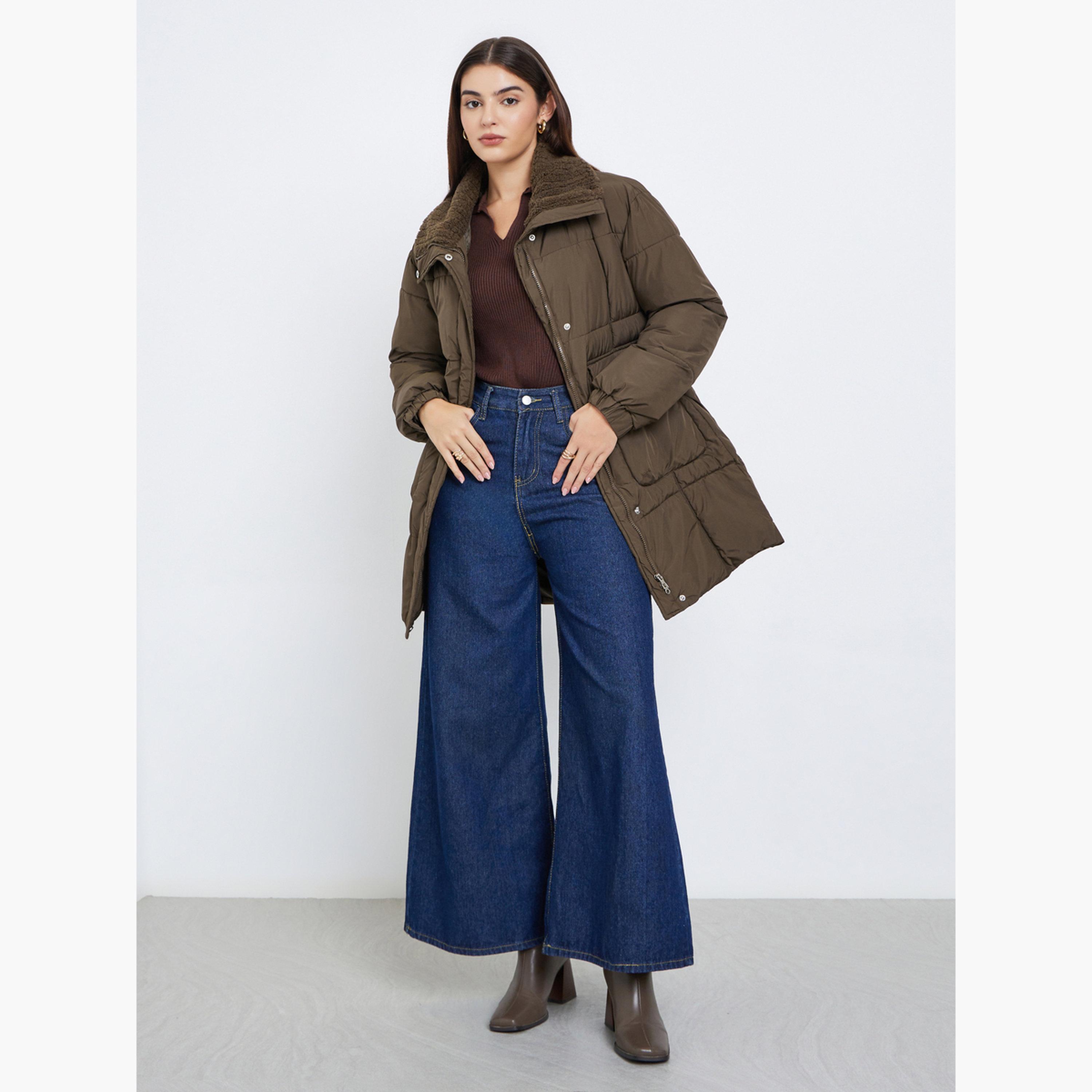 Styli Black Solid Collared Long Sleeves Women's Longline Padded Coat with Faux Fur Lining-women-clothing-coatsandjackets-coats-image-2