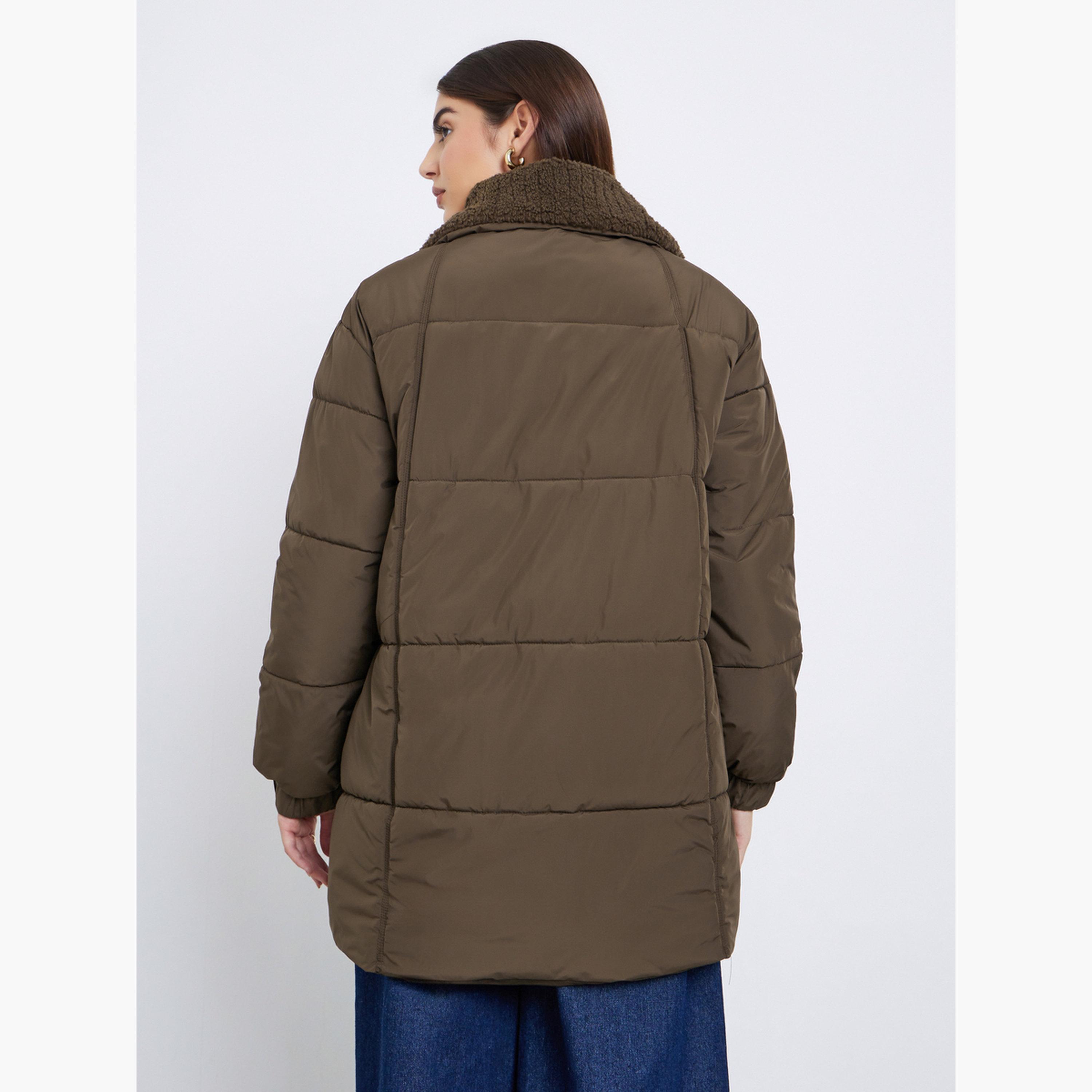 ستايلي - معطف بني طويل مبطن ببطانة من الفرو الصناعي للنساء -women-winterwear-coatsandjackets-coats-image-5