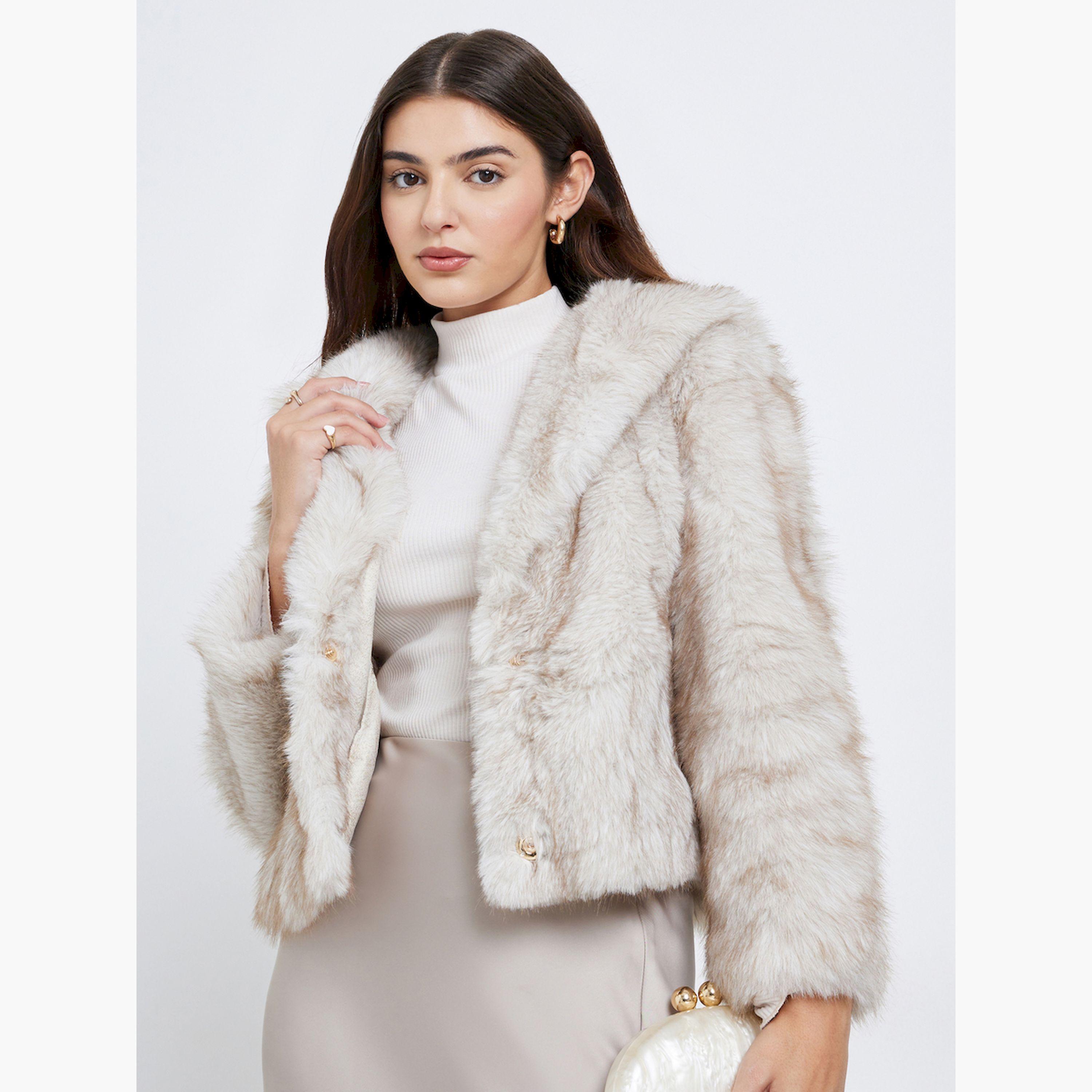 جاكيت قصير بفرو صناعي بقصة عادية-women-winterwear-coatsandjackets-jackets-image-1