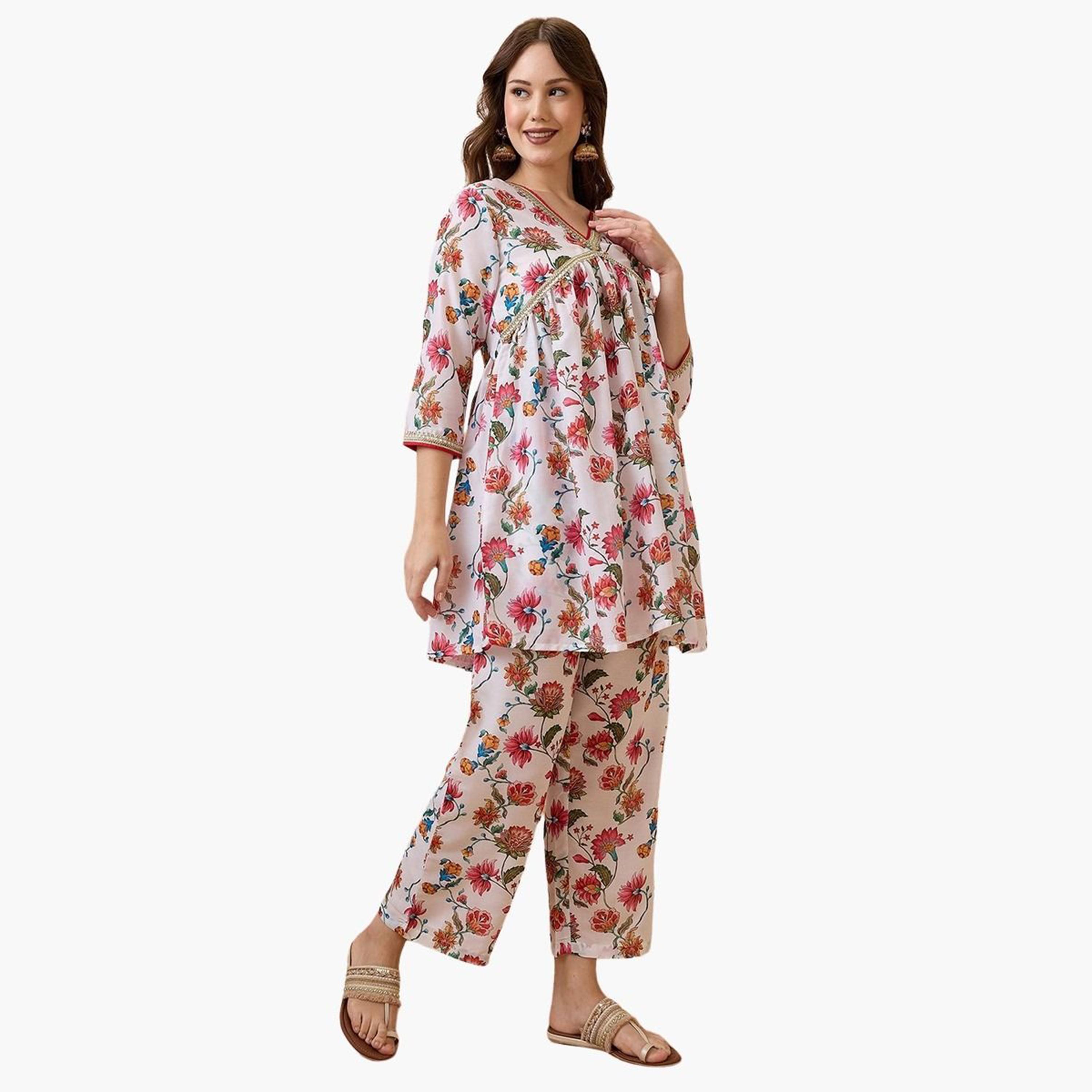 غلوبوس - طقم تونيك وبنطال غوتا باتي أبيض مورّد مناسب للاحتفالات-women-clothing-coordsets-image-2