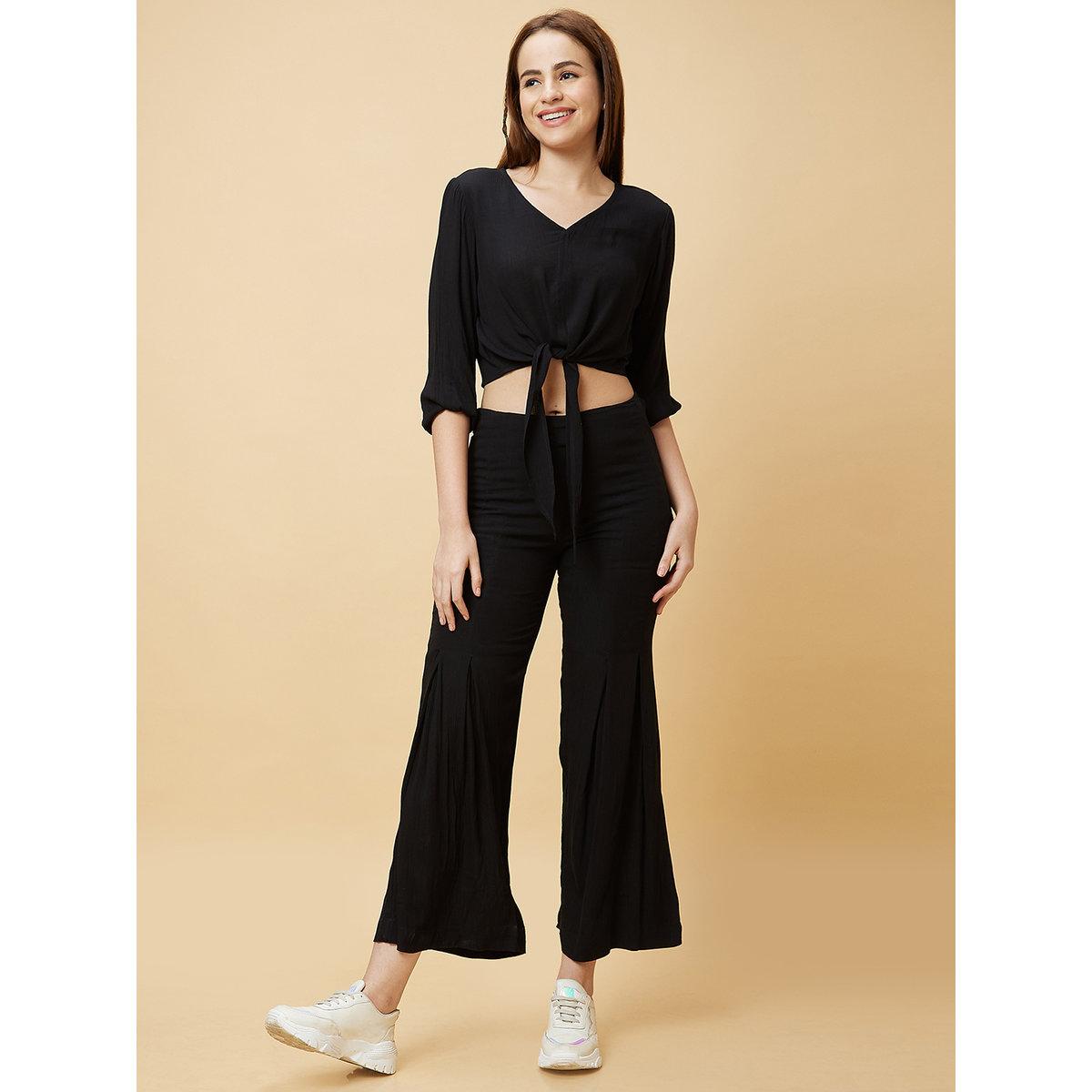 طقم منسق من بنطال وبلوزة قصيرة-women-clothing-coordsets-image-8
