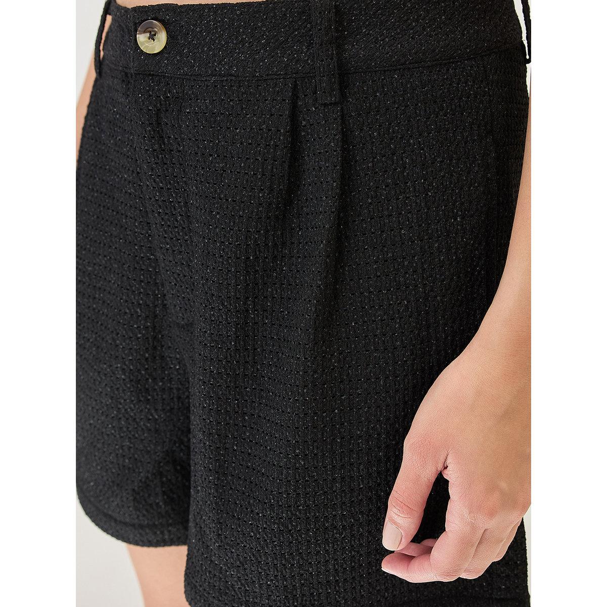 طقم منسق من شورت وبلوزة بتفاصيل بارزة الملمس-women-clothing-coordsets-image-5