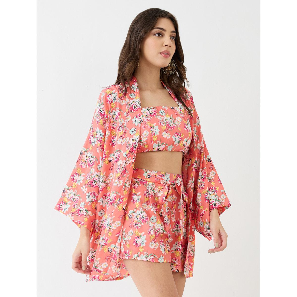 طقم منسق من شورت وبلوزة مع جاكيت-women-clothing-coordsets-image-2