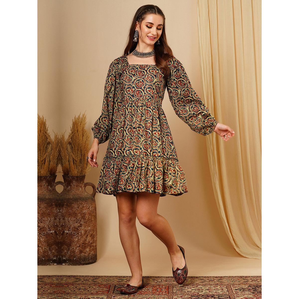 فستان قصير بياقة مربعة-women-clothing-dresses-image-1