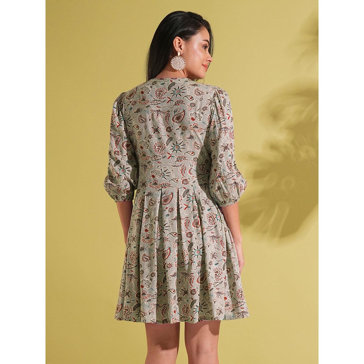 فستان قصير بتفاصيل كسرات-women-clothing-dresses-image-3