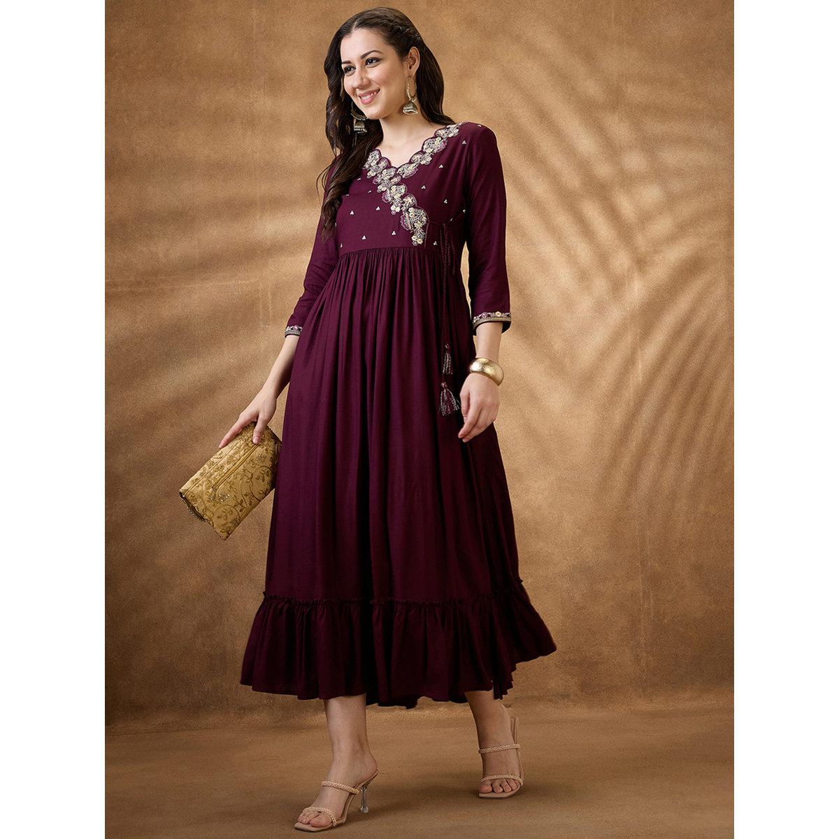 فستان ميدي بتفاصيل مُطرزة-women-clothing-dresses-image-1