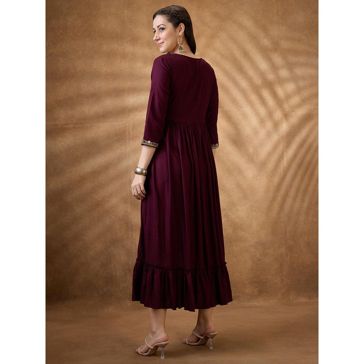 فستان ميدي بتفاصيل مُطرزة-women-clothing-dresses-image-3