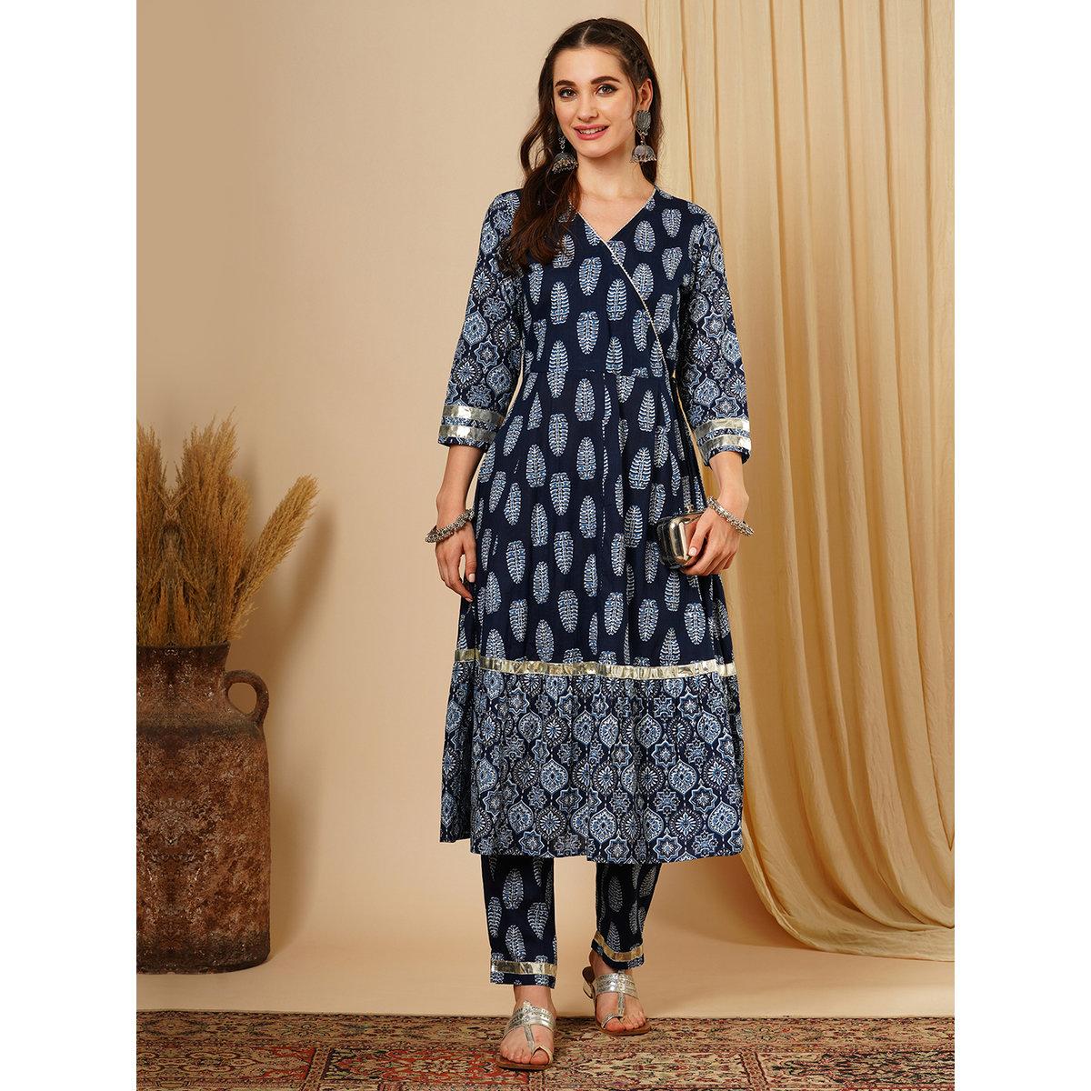طقم منسق من كورتا وبنطال بقصة مُستقيمة-women-clothing-ethnicwear-kurtasets-image-1