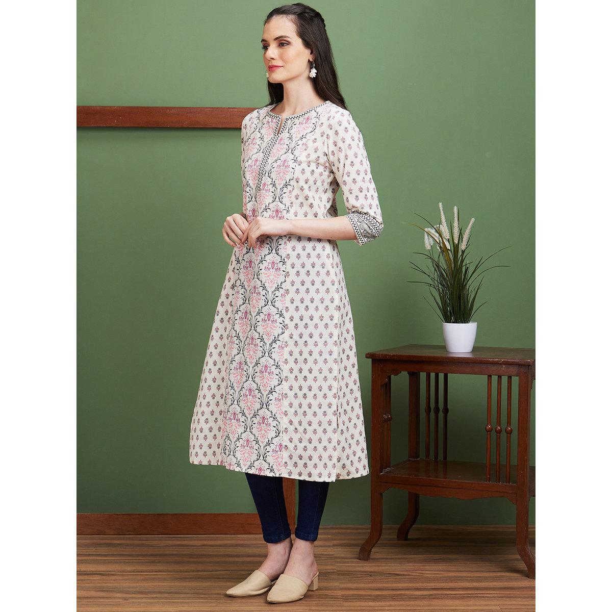 Globus X Styli Off White Ethnic Motifs Side Slits Paneled Straight Kurta-women-clothing-ethnicwear-kurtas-image-2