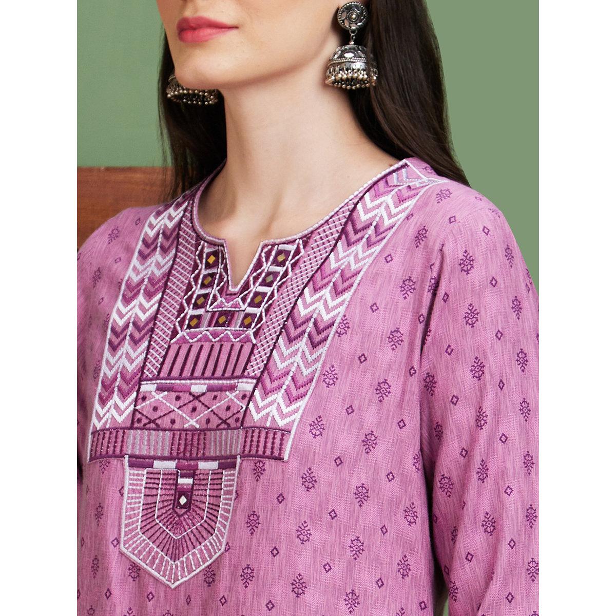كورتا بتفاصيل مُطرزة وياقة دائرية-women-clothing-ethnicwear-kurtas-image-4