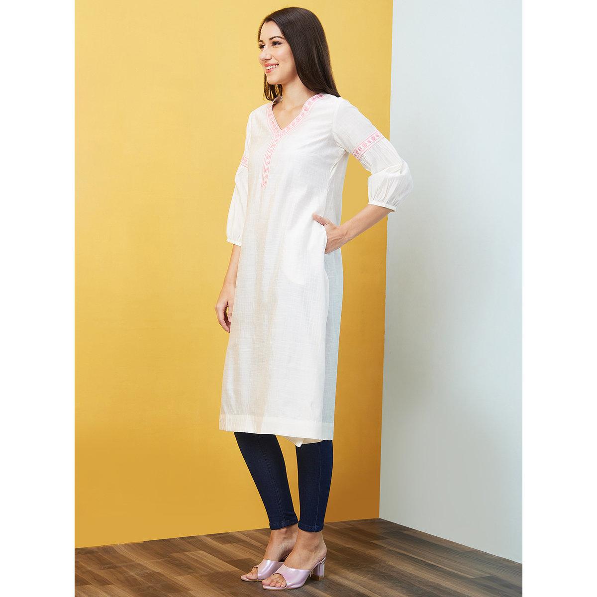 Globus X Styli White Embroidered Yoke Straight Kurta-women-clothing-ethnicwear-kurtas-image-2