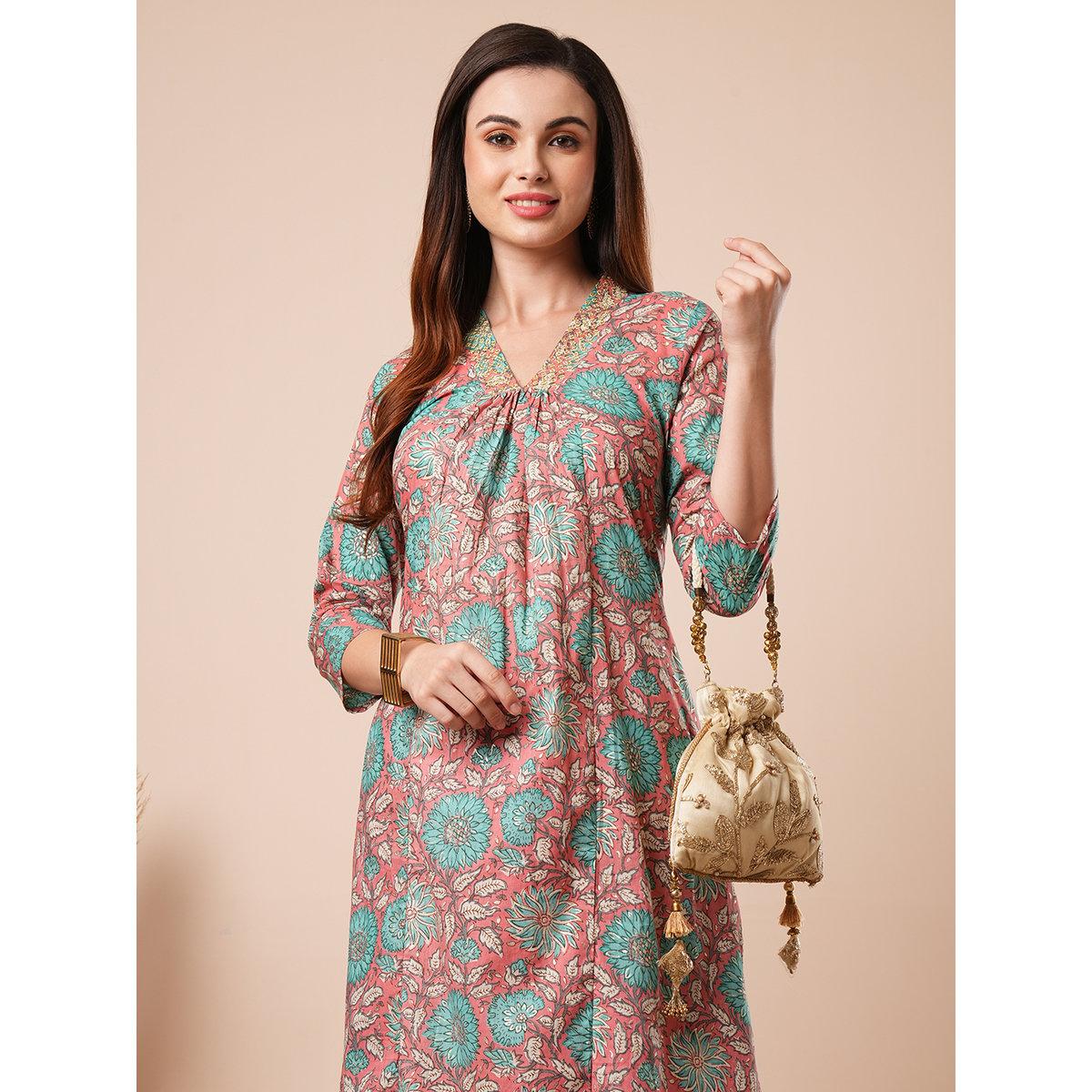 Globus X Styli Red Floral Print Kurta and Elasticated Pants Workwear Set-women-clothing-ethnicwear-kurtasets-image-6