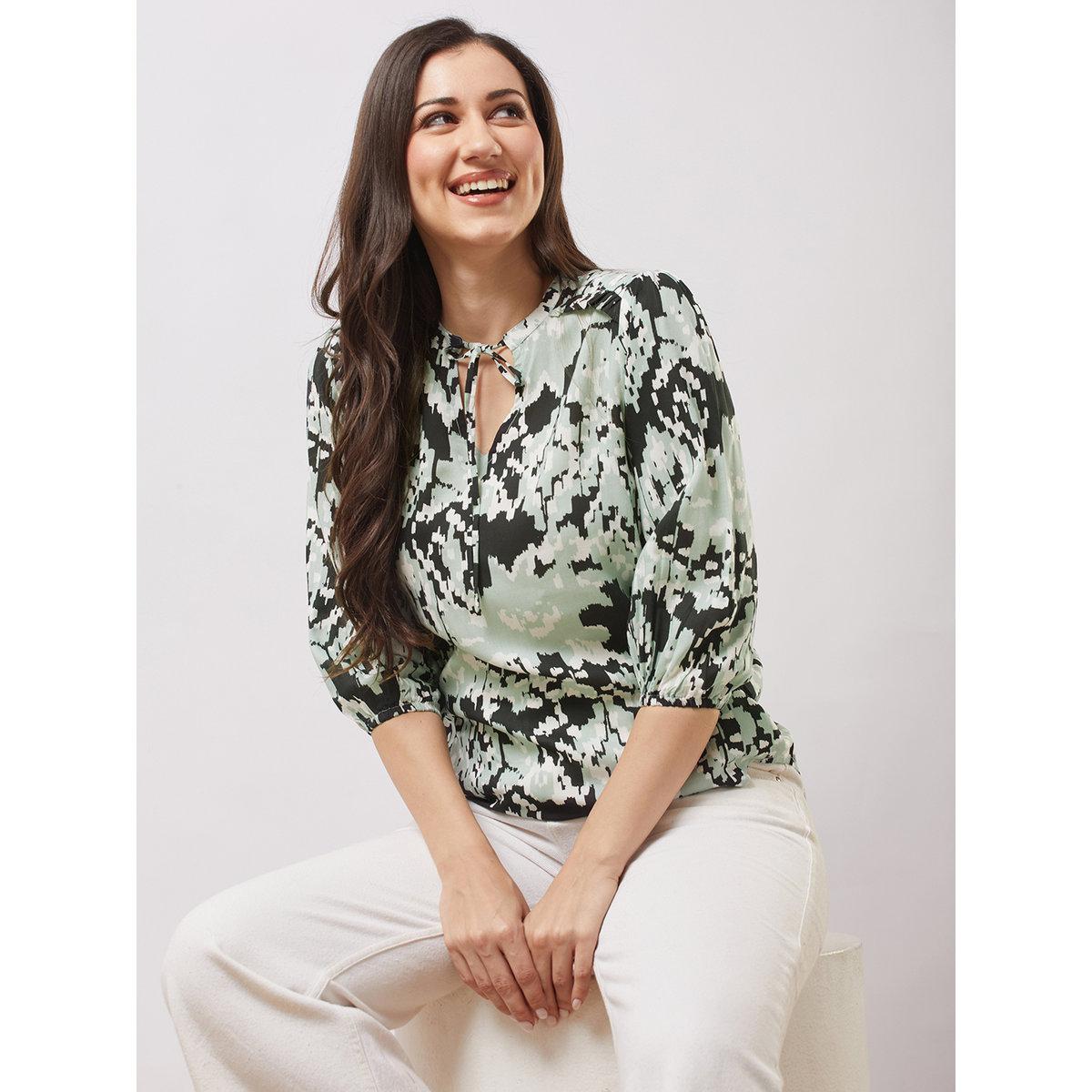 بلوزة مُطبعة بالكامل بتفاصيل أربطة-women-clothing-shirtsandblouses-blouses-image-1