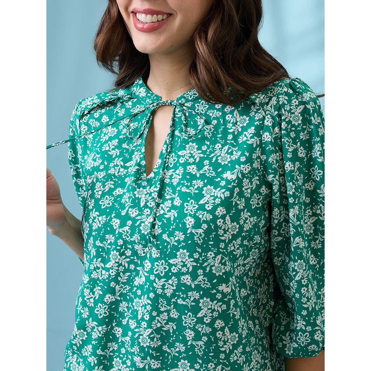 بلوزة بطبعة زهور وياقة بأربطة-women-clothing-shirtsandblouses-blouses-image-4
