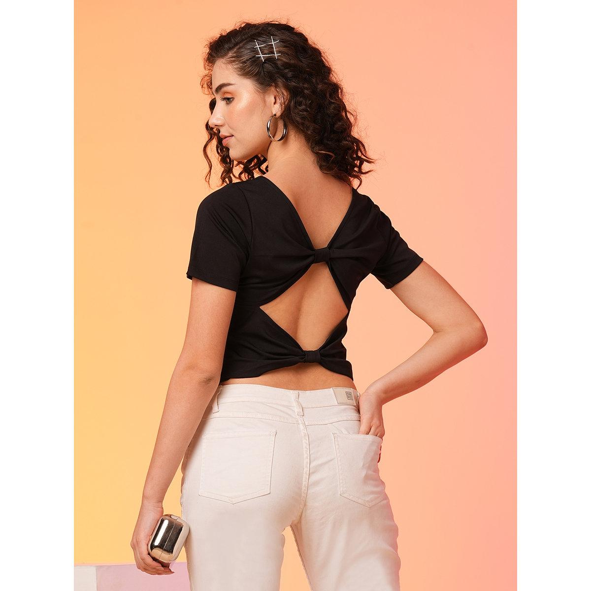 بلوزة قصيرة بتفاصيل فيونكة-women-clothing-tshirts-image-1