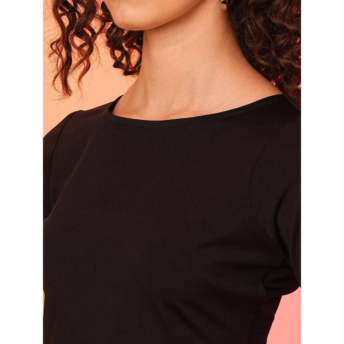 بلوزة قصيرة بتفاصيل فيونكة-women-clothing-tshirts-image-4