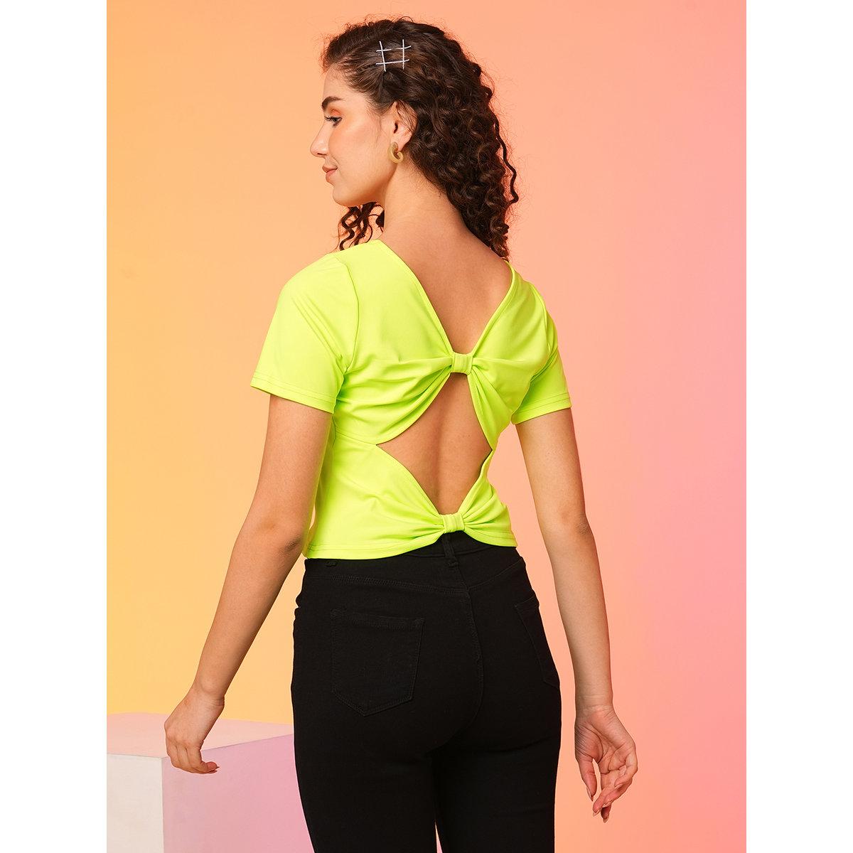 بلوزة قصيرة بتفاصيل فيونكة-women-clothing-tshirts-image-1