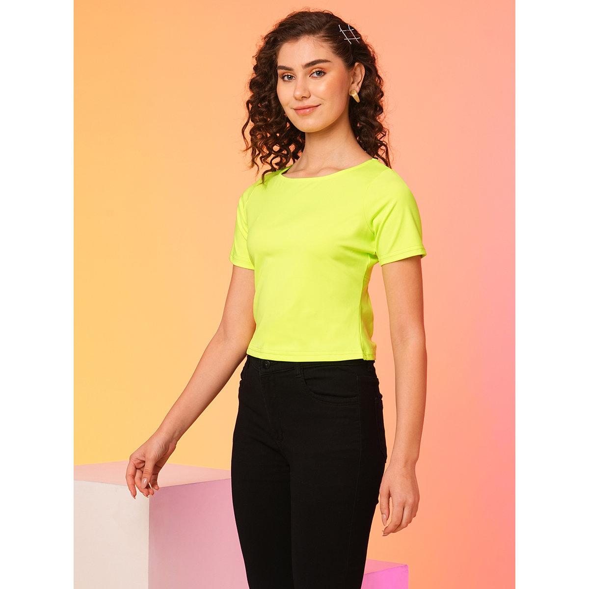 بلوزة قصيرة بتفاصيل فيونكة-women-clothing-tshirts-image-3