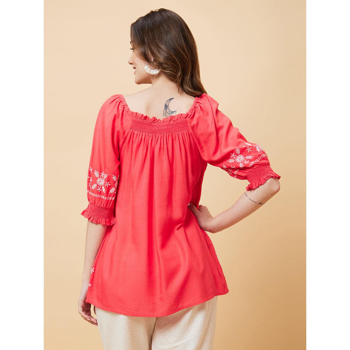 بلوزة تونيك بتفاصيل مُطرزة-women-clothing-shirtsandblouses-blouses-image-4