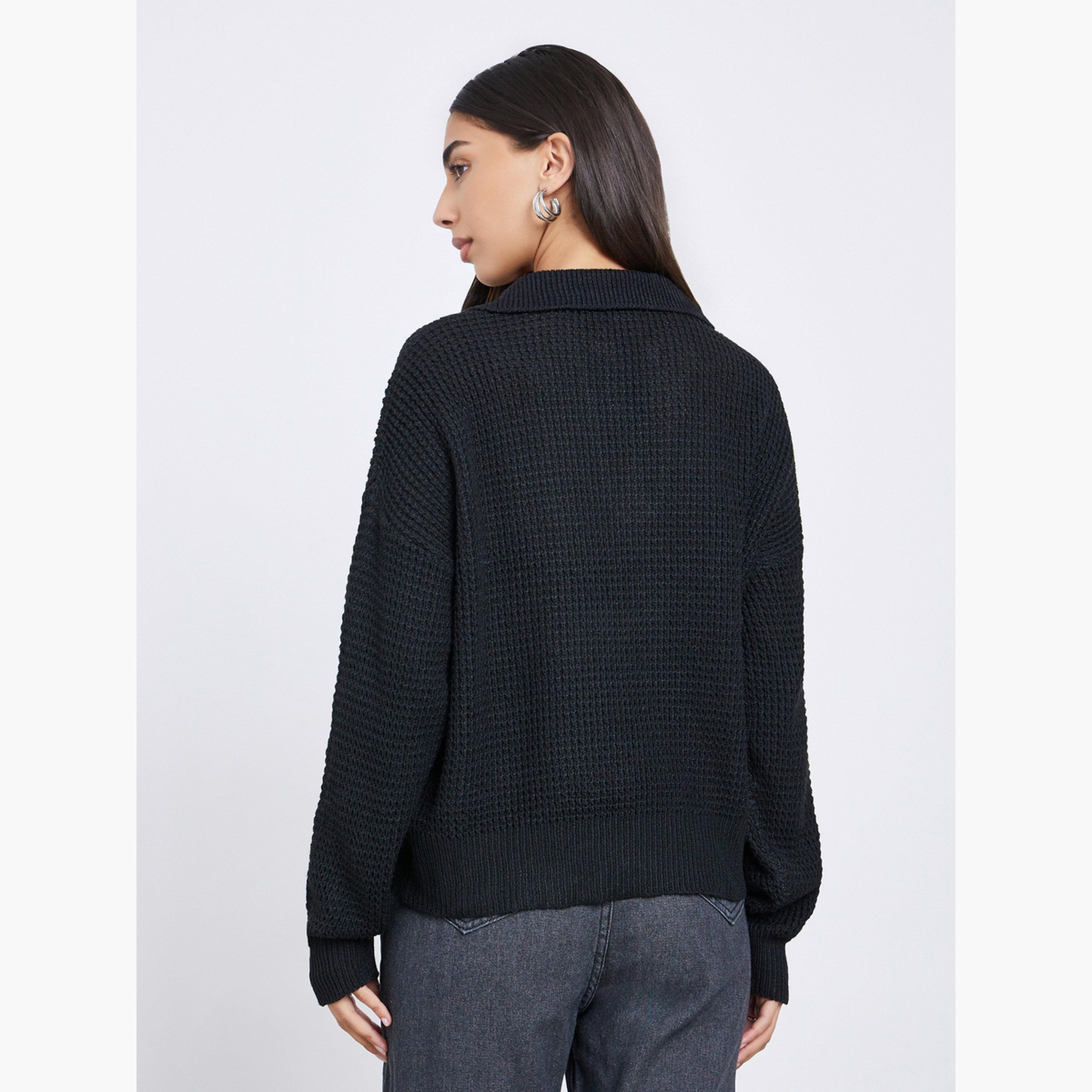 ستايلي - تي شيرت بولو أسود محبوك بياقة مفتوحة للنساء-women-clothing-tshirts-image-3